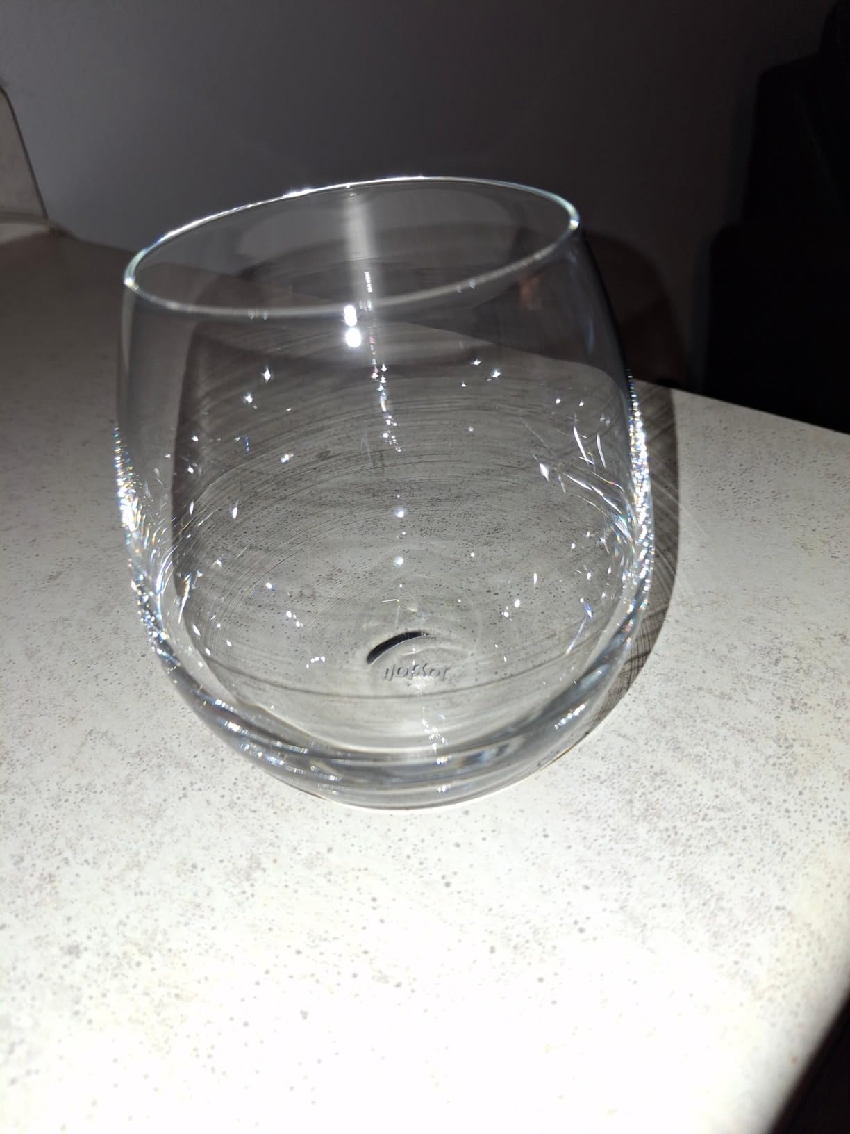 JoyJolt Spirits Stemless Wine Glasses for Red or White Wine (Set of 4)-15-Ounces customer photo 2