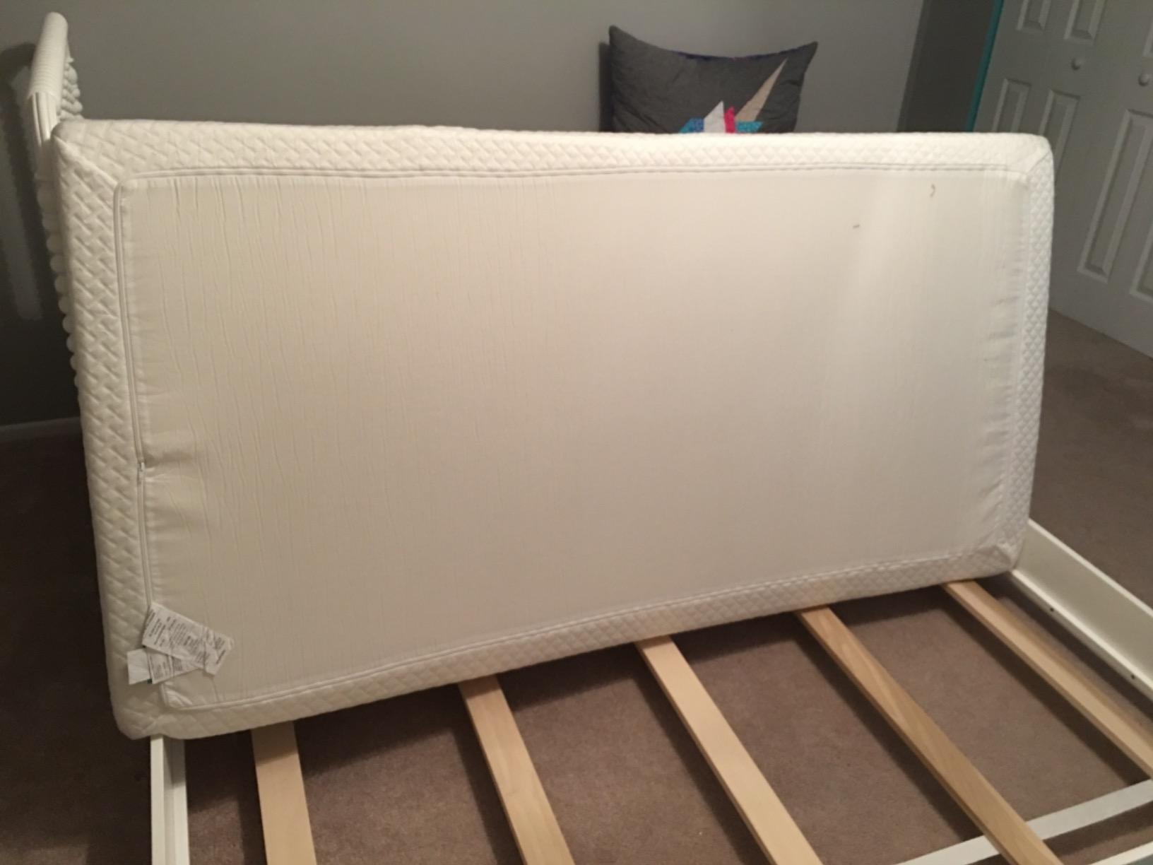 Linenspa 5 Inch Gel Memory Foam Mattress - Twin customer photo 2
