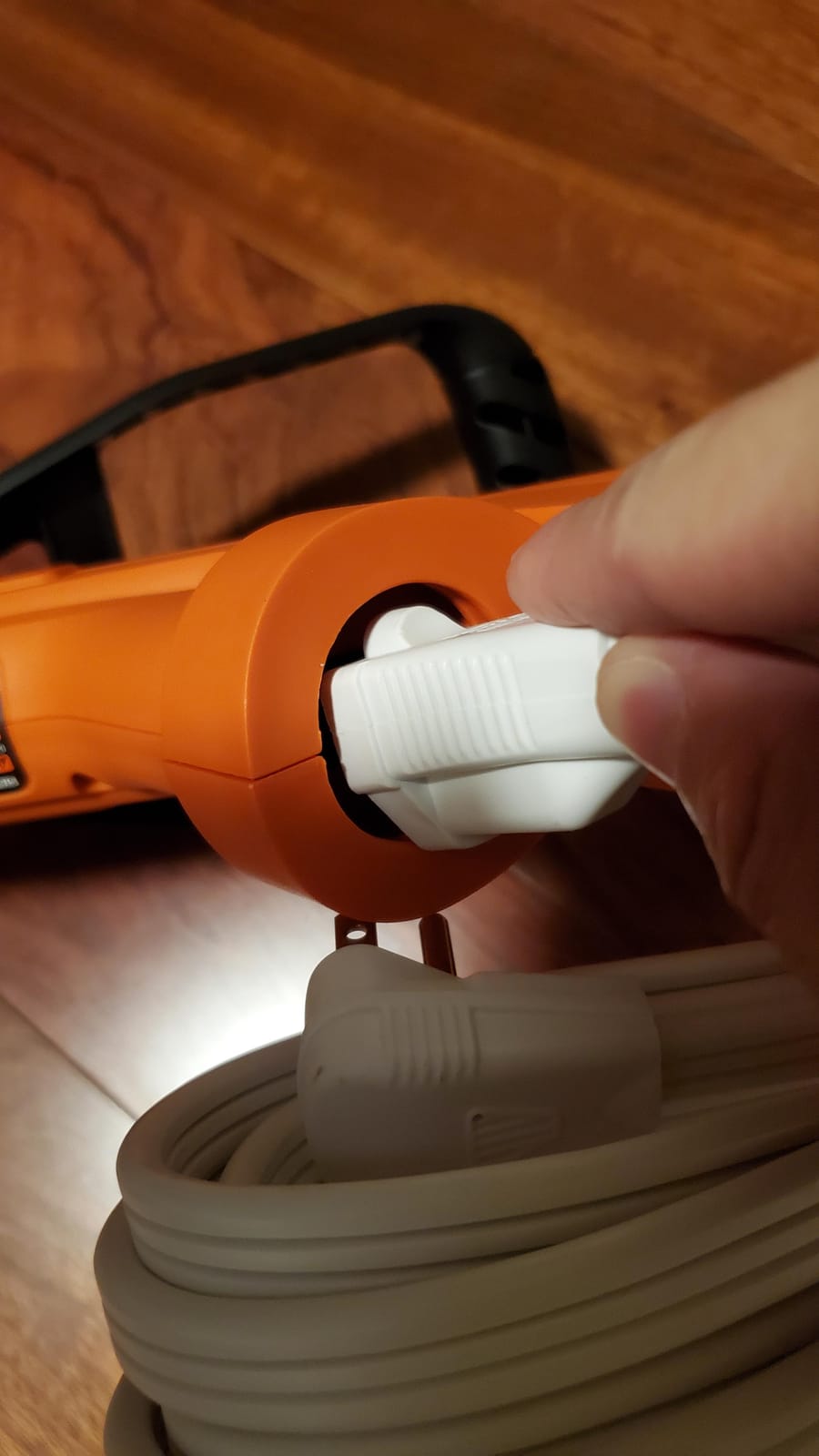 BLACK+DECKER String Trimmer / Edger, 13-Inch, 5-Amp (ST8600) customer photo 1
