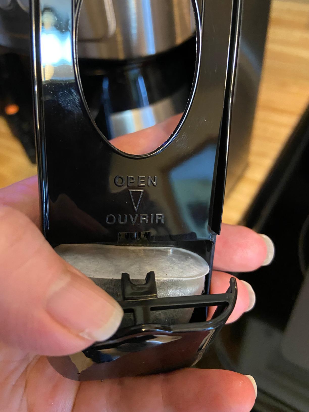Cuisinart 12-Cup Coffee Maker, Programmable PerfecTemp Thermal Carafe Coffee Machine with 1-4 Cup Setting, Brew Strength Control and Brew Pause, Stainless Steel, DCC-3400NAS, Silver customer photo 2