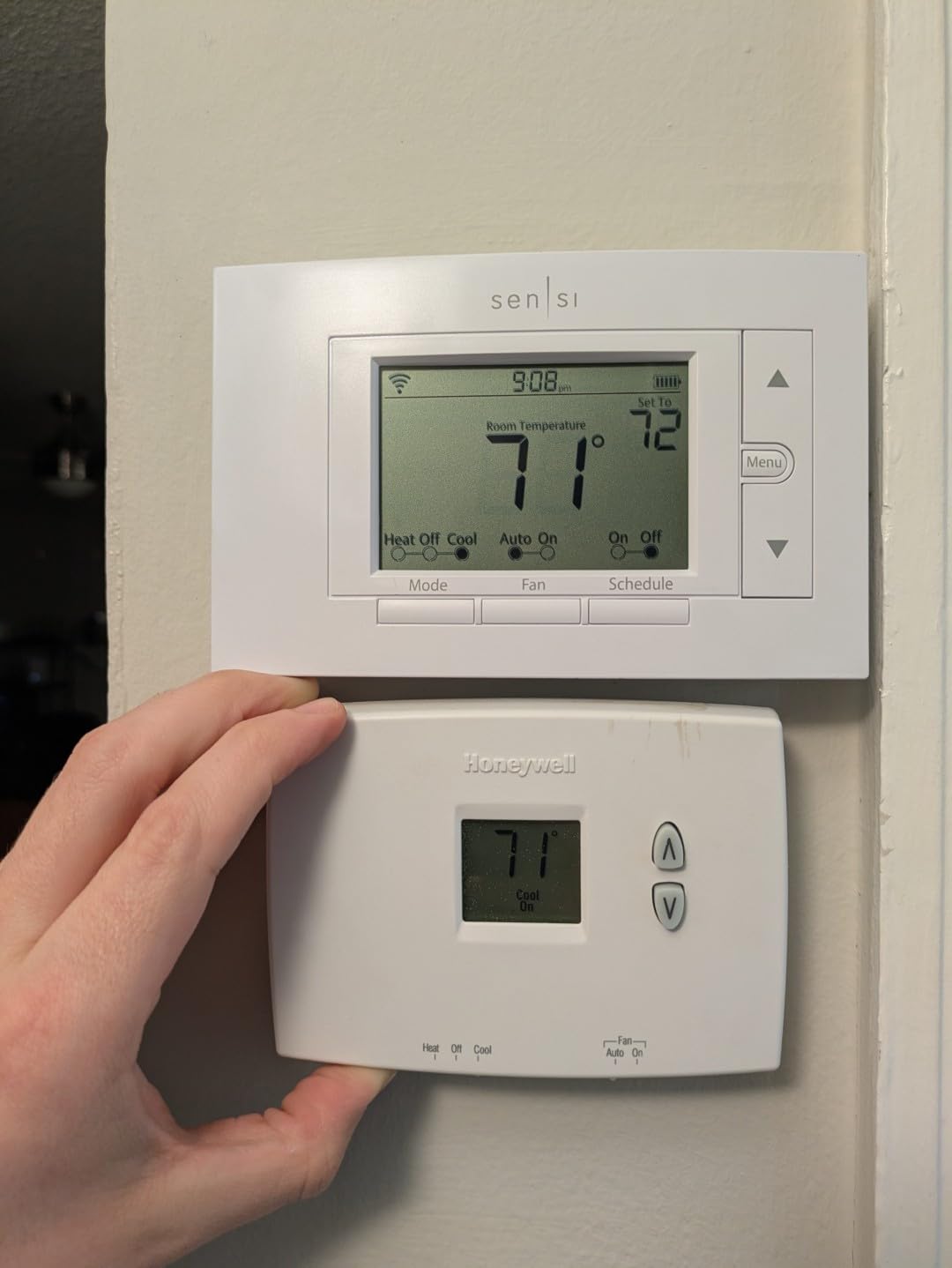Sensi Smart Thermostat, Wi-Fi, DIY, Alexa, Energy Star Certified, ST55 customer photo 1