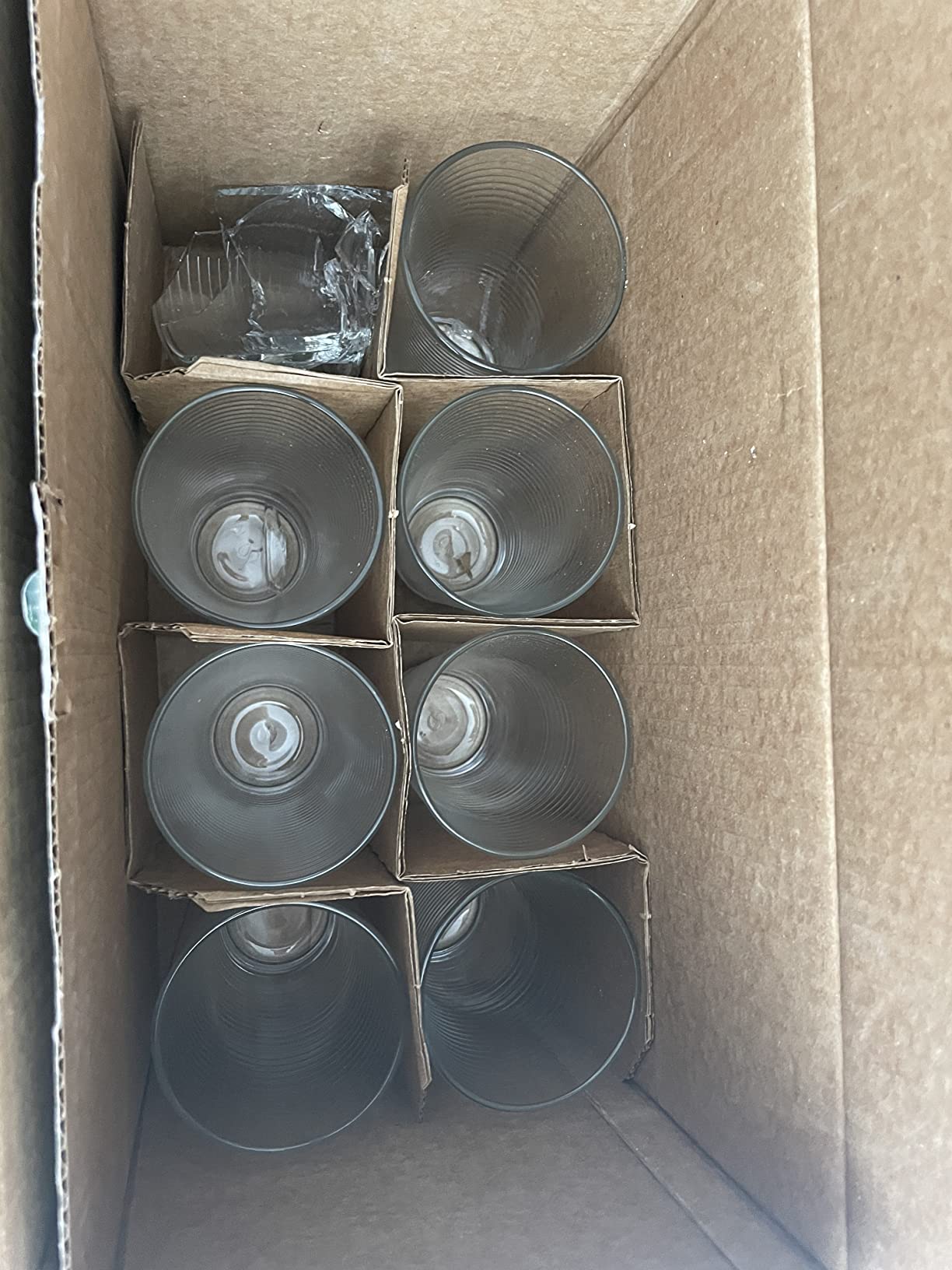 Le'raze Set of 16 Heavy Base Ribbed Durable Drinking Glasses Includes 8 Cooler Glasses (17oz) and 8 Rocks Glasses (13oz), Clear Glass Cups - Elegant Glassware Set customer photo 1
