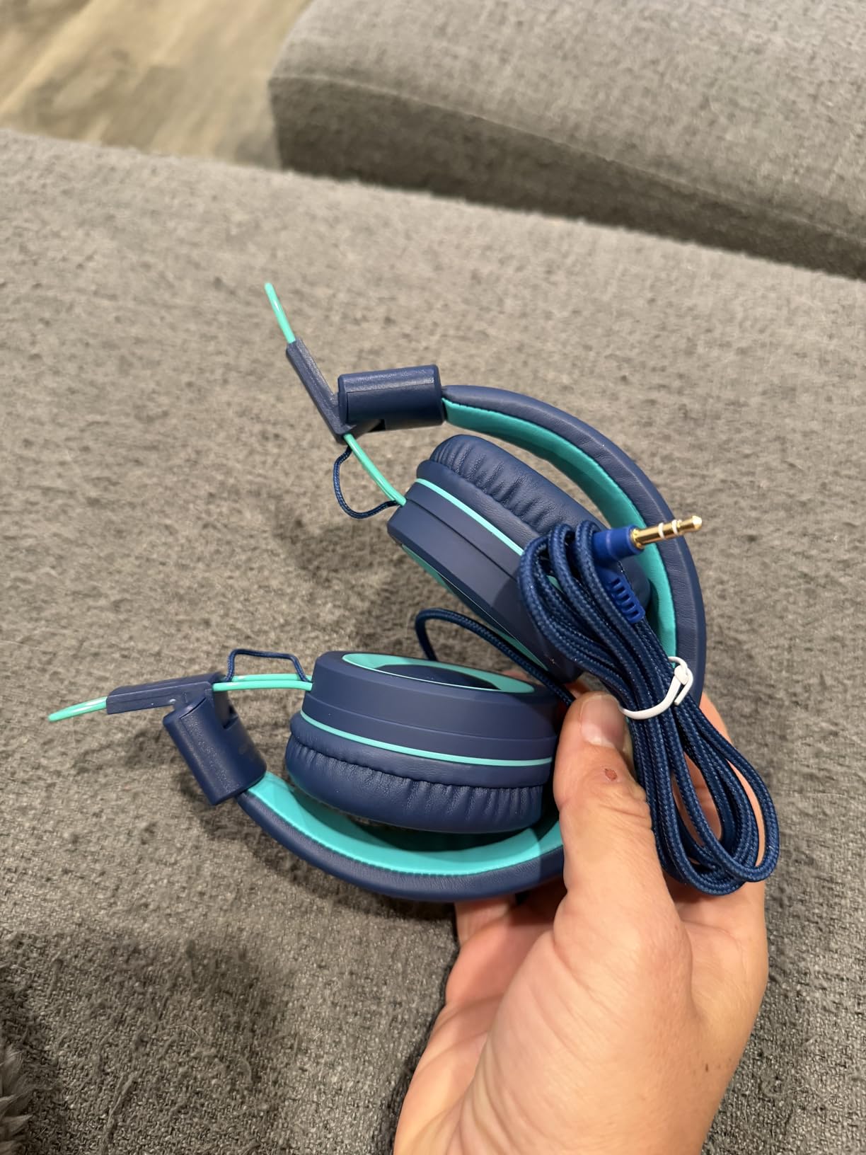 noot products K11 Kids Headphones with Wired Cord 3.5mm Jack Navy/Teal customer photo 2