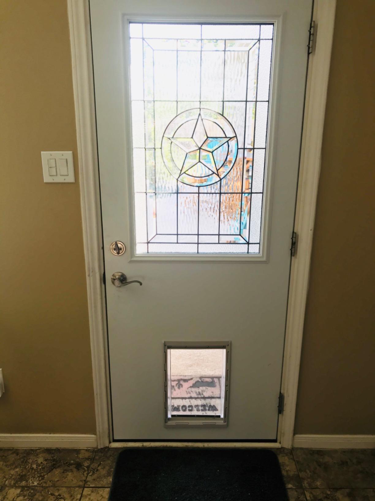 Ideal Pet Products Designer Series Plastic Pet Door customer photo 2