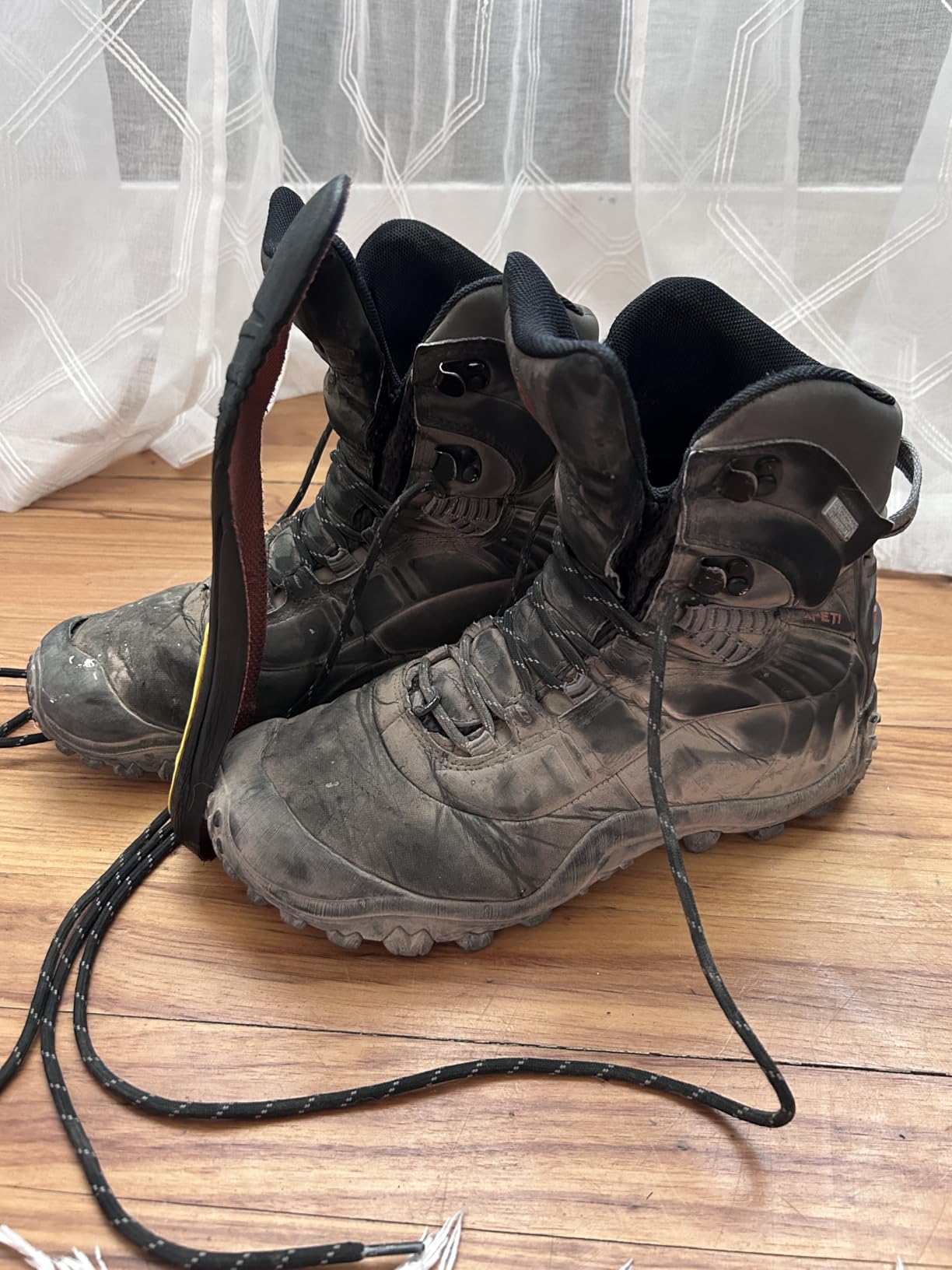 XPETI Women's Thermator Mid High-Top Waterproof Outdoor Hiking Boot customer photo 1