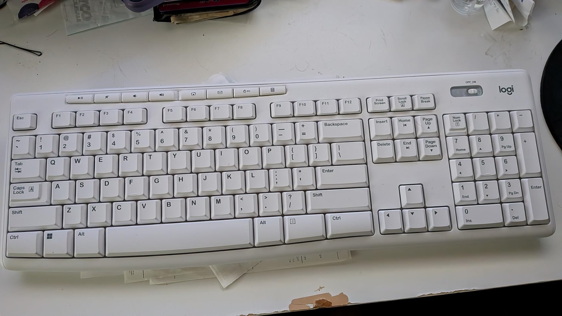 Logitech MK270 Full Size Wireless Keyboard and Mouse Combo - Black customer photo 2