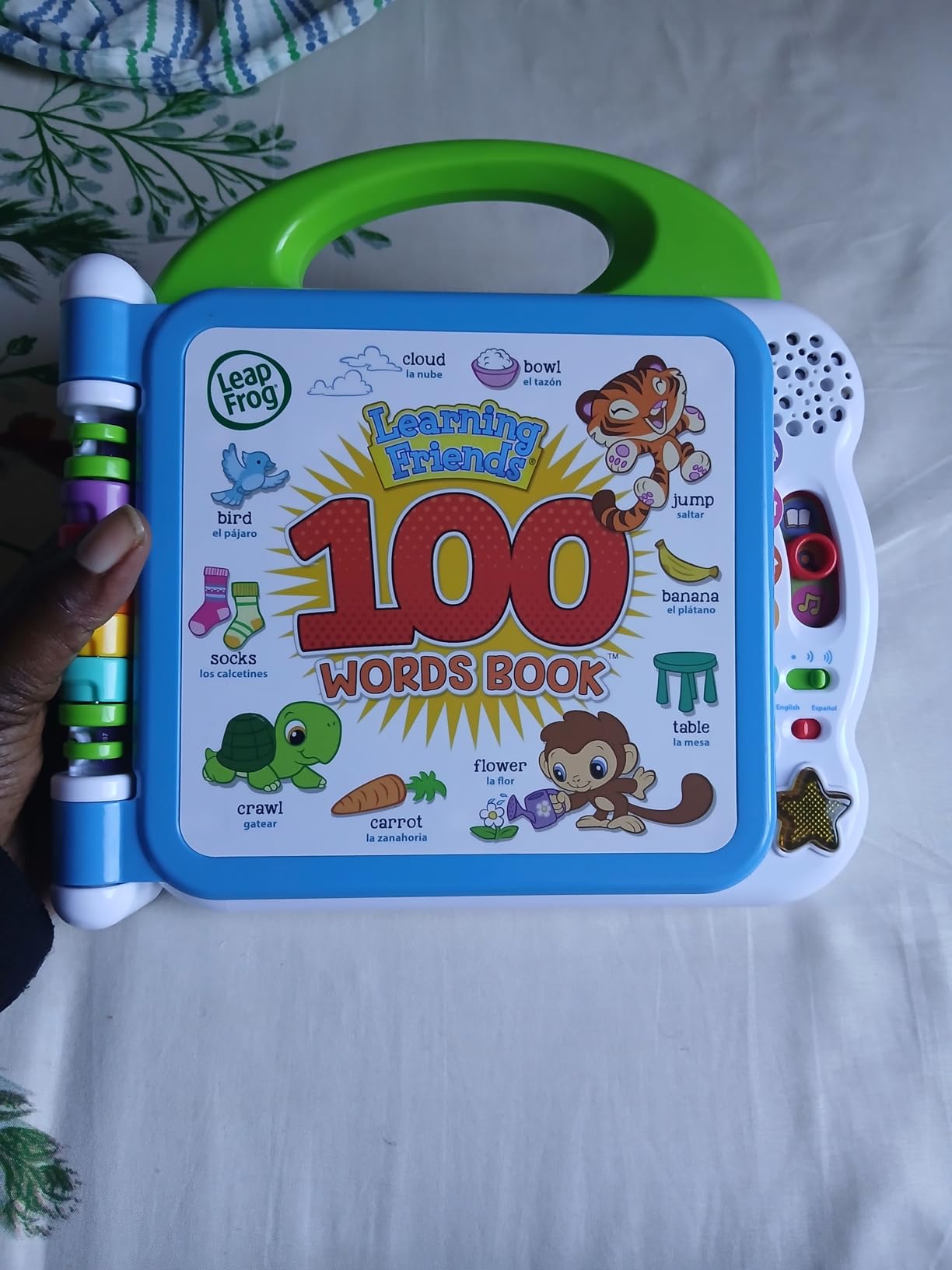 LeapFrog Learning Friends 100 Words Book customer photo 2