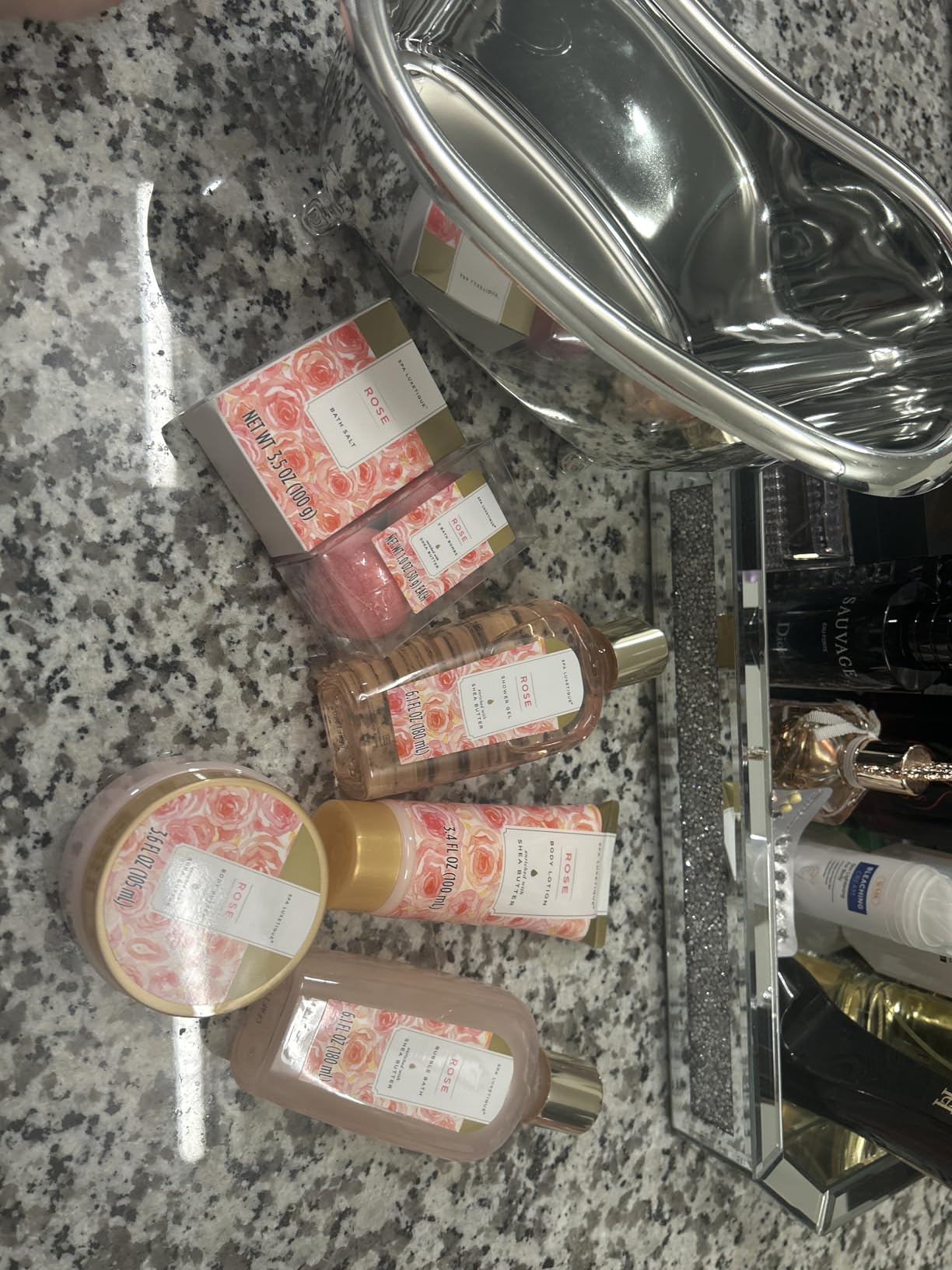 spa luxetique Gift Set for Women, Bath Sets for Women Gift, 8 Pcs Rose Spa Basket Includes Bubble Bath, Shower Gel, Body Lotion, Mom Birthday Gifts, Christmas Gifts for Her customer photo 1