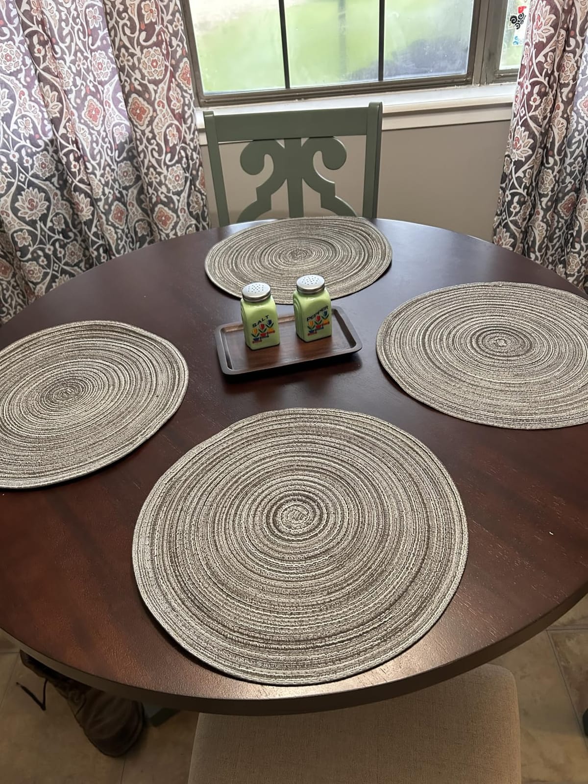 SHACOS 15 inch Round Placemats Set of 6, Cotton Polyester Woven Braided Place Mats, Washable Heat Resistant Circle Table Mats for Dining Table (Beige, 6) customer photo 1