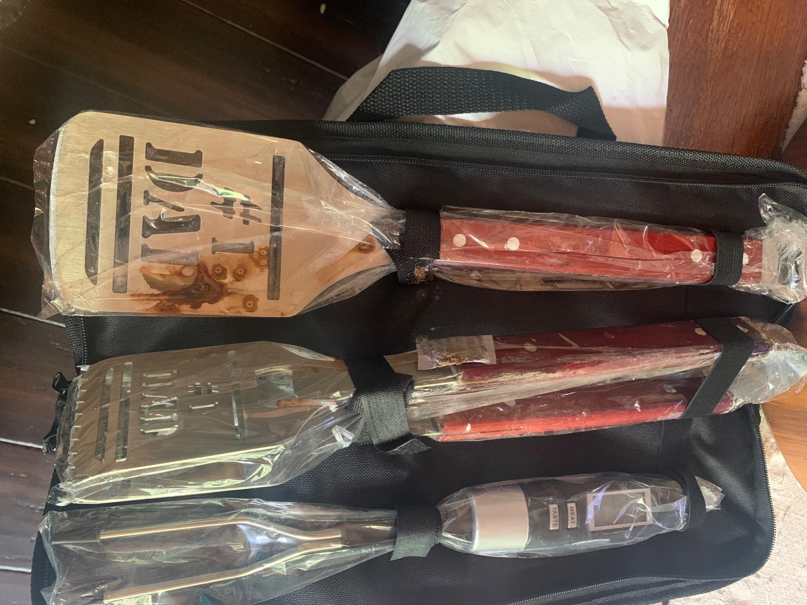 Panoware BBQ Grill Tools Set for Dad, 4 Piece Set, Number 1 Dad Tongs, Spatula, Digital Thermometer and Case customer photo 1