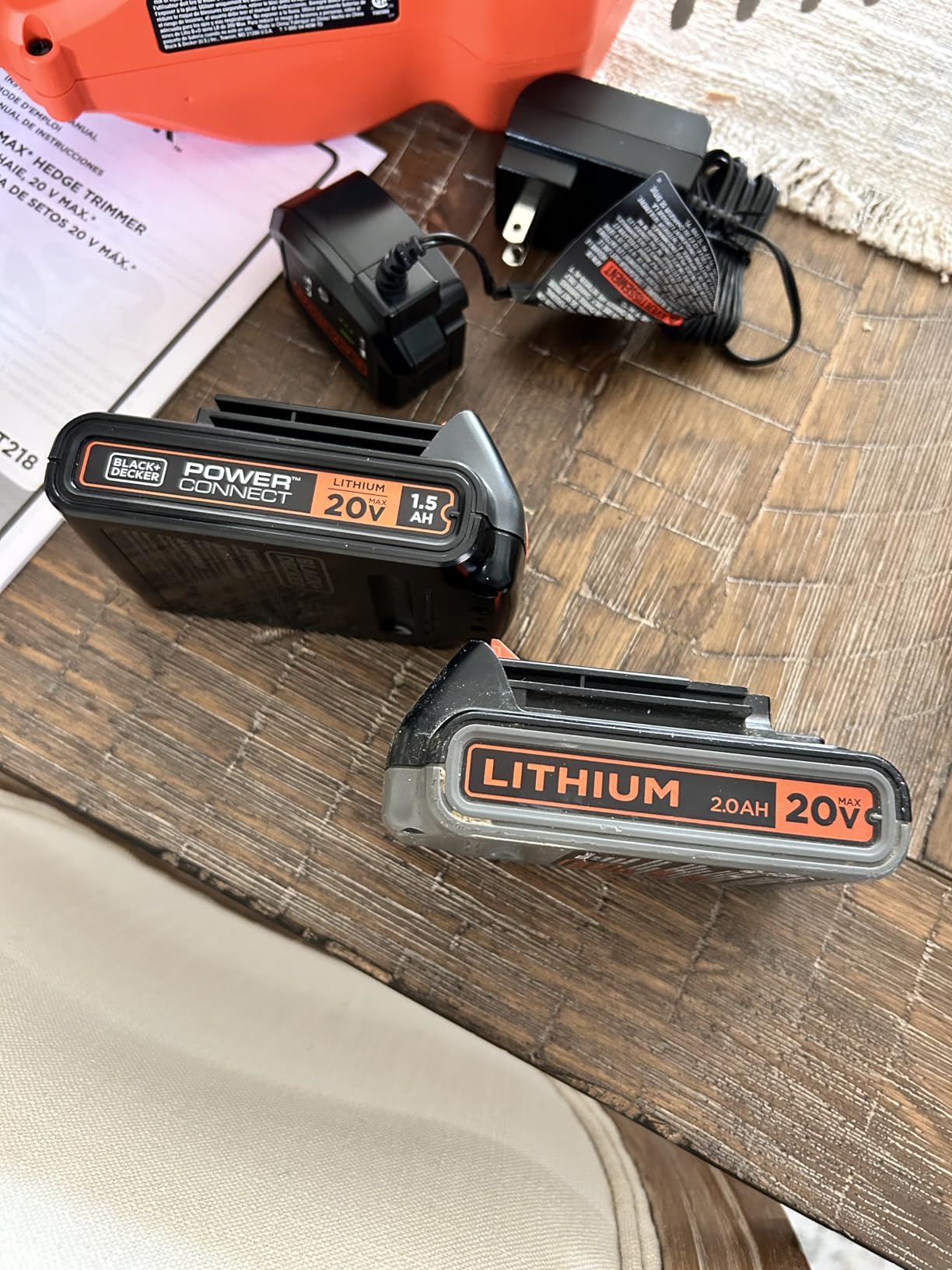 BLACK+DECKER 20V MAX Hedge Trimmer Cordless, 18 inch Blade, (1) Battery and Charger Included, Light Weight Reduced Vibration, Bush Trimmer Hedger (LHT218C1) customer photo 1