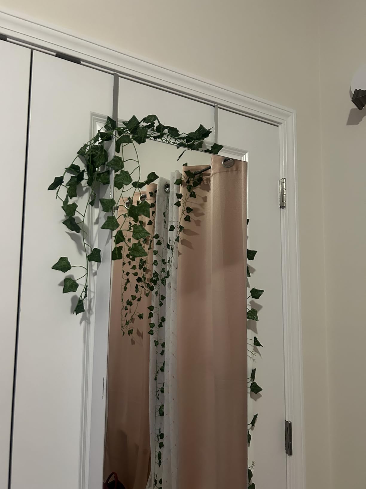 SONGMICS Mirror Jewelry Cabinet Armoire, Wall or Door Mounted, Lockable customer photo 2