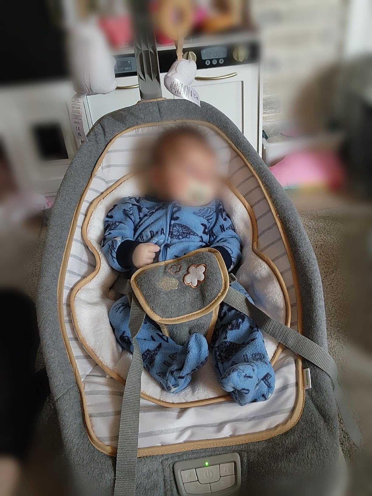 Ingenuity 2-in-1 Lightweight Infant to Toddler Rocker and Baby Bouncer - Tummy Time Mat, Vibrations & Sounds, 0-30 Months Up to 40 lbs (Cuddle Lamb) customer photo 2
