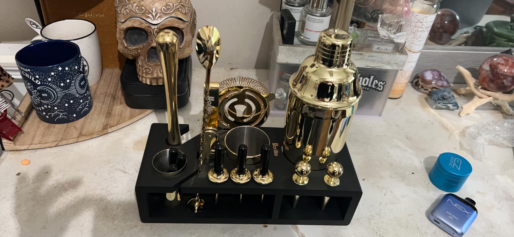 Barillio Gold Bartender Kit - Stainless-Steel Cocktail Shaker Set w/Bamboo Stand - Mixology Bar Tools w/Drink Shaker, Mixer Spoon and Muddler for Cocktails - Home Bar Accessories - 23-Pc Bar Set customer photo 1