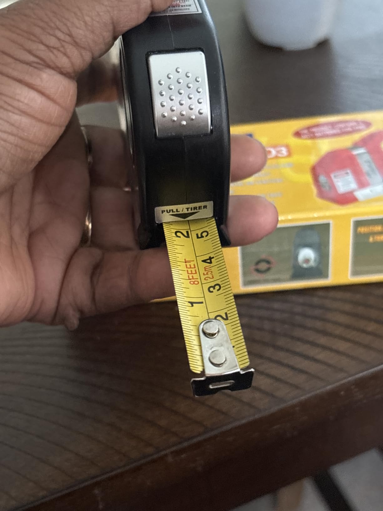 Laser Level Line Tool, Multipurpose Laser Level Kit Standard Cross Line Laser leveler Beam Tool with Metric Rulers 8ft/2.5M for Picture Hanging cabinets Tile Walls by AikTryee. customer photo 1