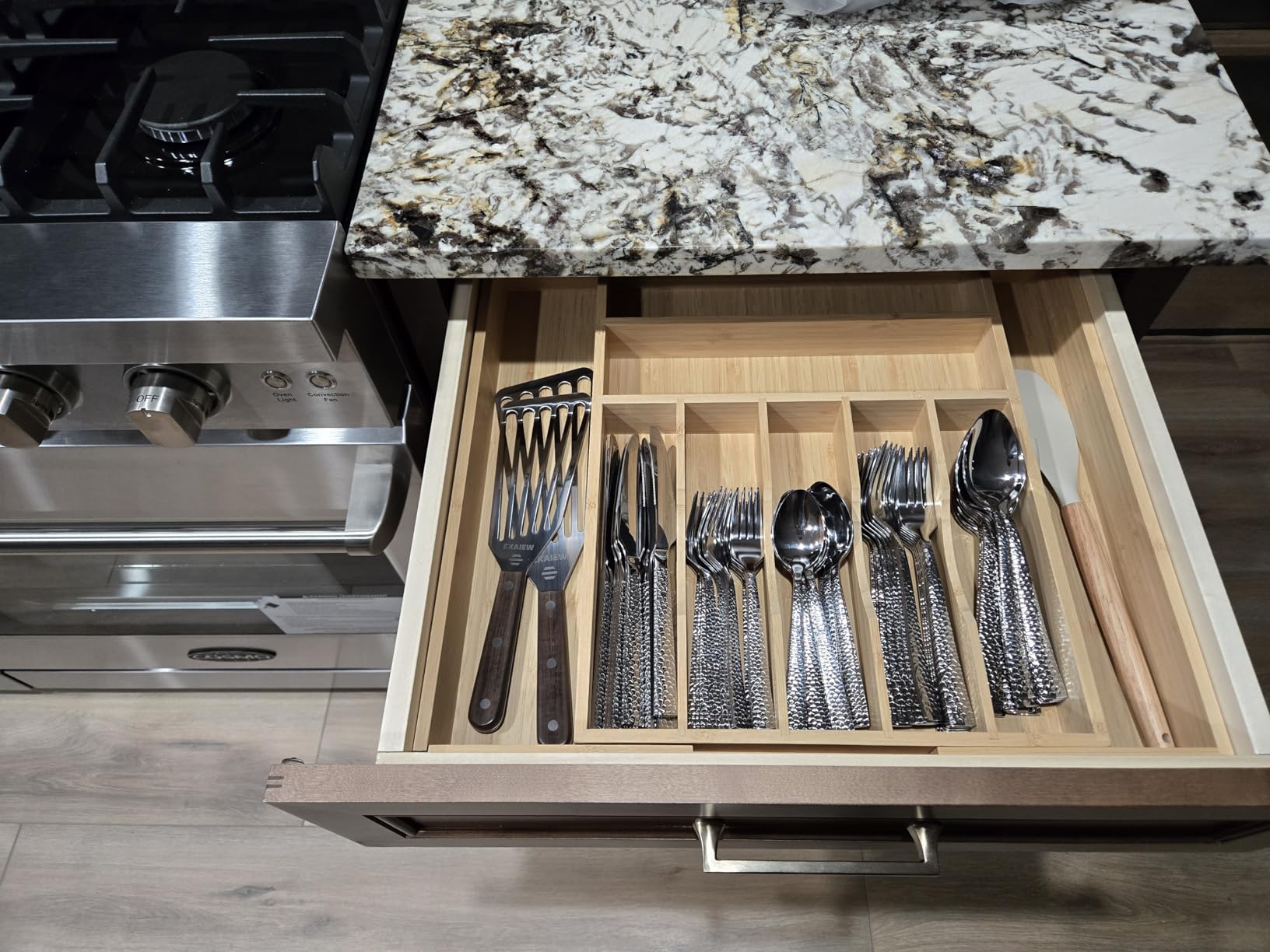 E-far Hammered Silverware Set for 8, 40 Pcs Stainless Steel Flatware Set customer photo 2
