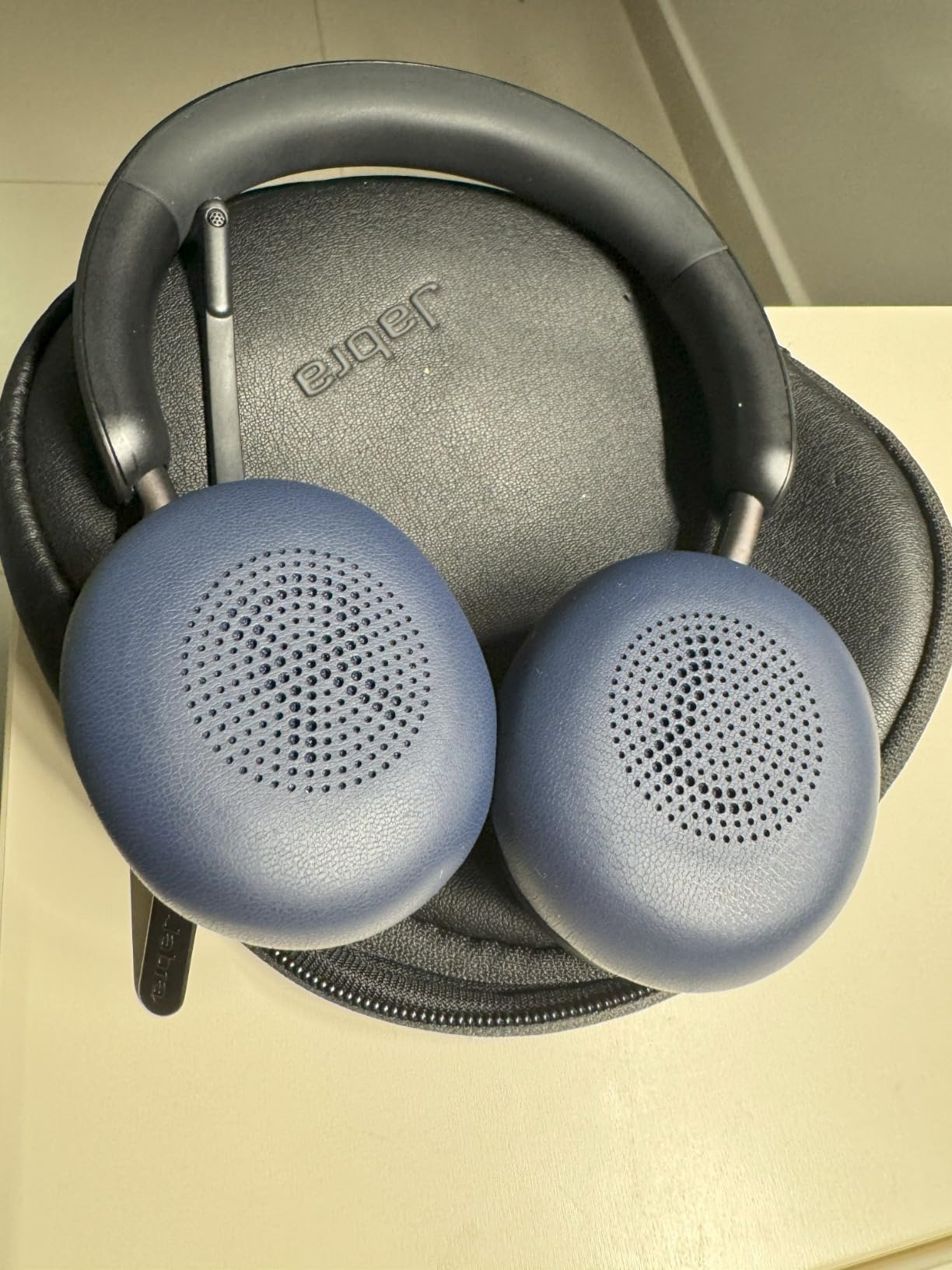 Jabra Evolve2 65 MS Wireless Headphones with Link380a, Stereo, Black – Wireless Bluetooth Headset for Calls and Music, 37 Hours of Battery Life, Passive Noise Cancelling Headphones customer photo 2