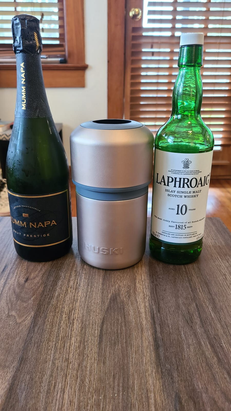 Huski Wine Chiller | Award Winning Iceless Design | Keeps Wine Cold up to 6 Hours | Wine Accessory | Next Generation Ice Bucket | Fits Some Champagne Bottles | Perfect Gift for Wine Lovers (Champagne) customer photo 2