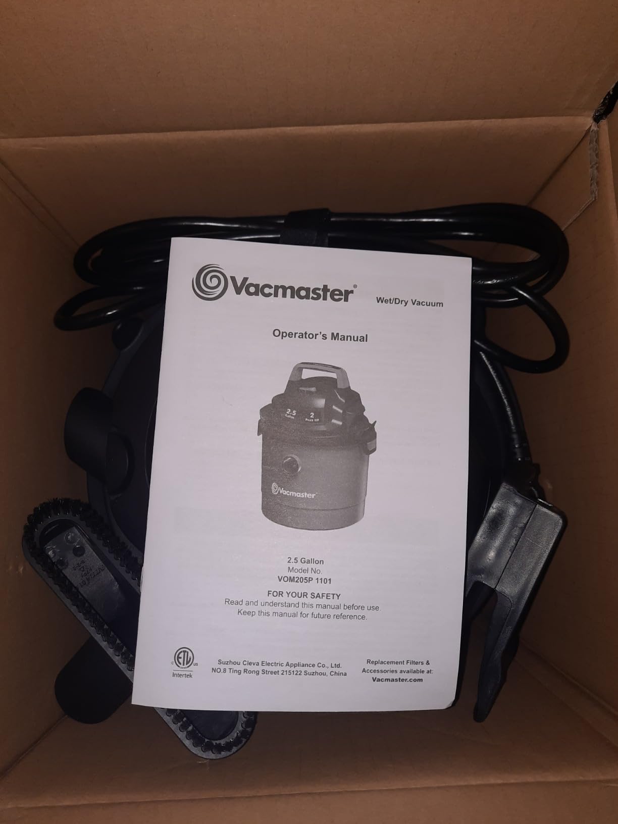 Vacmaster VOM205P 1101 2.5-Gal 2 Peak HP Wall Mount Wet/Dry Vacuum Red customer photo 2
