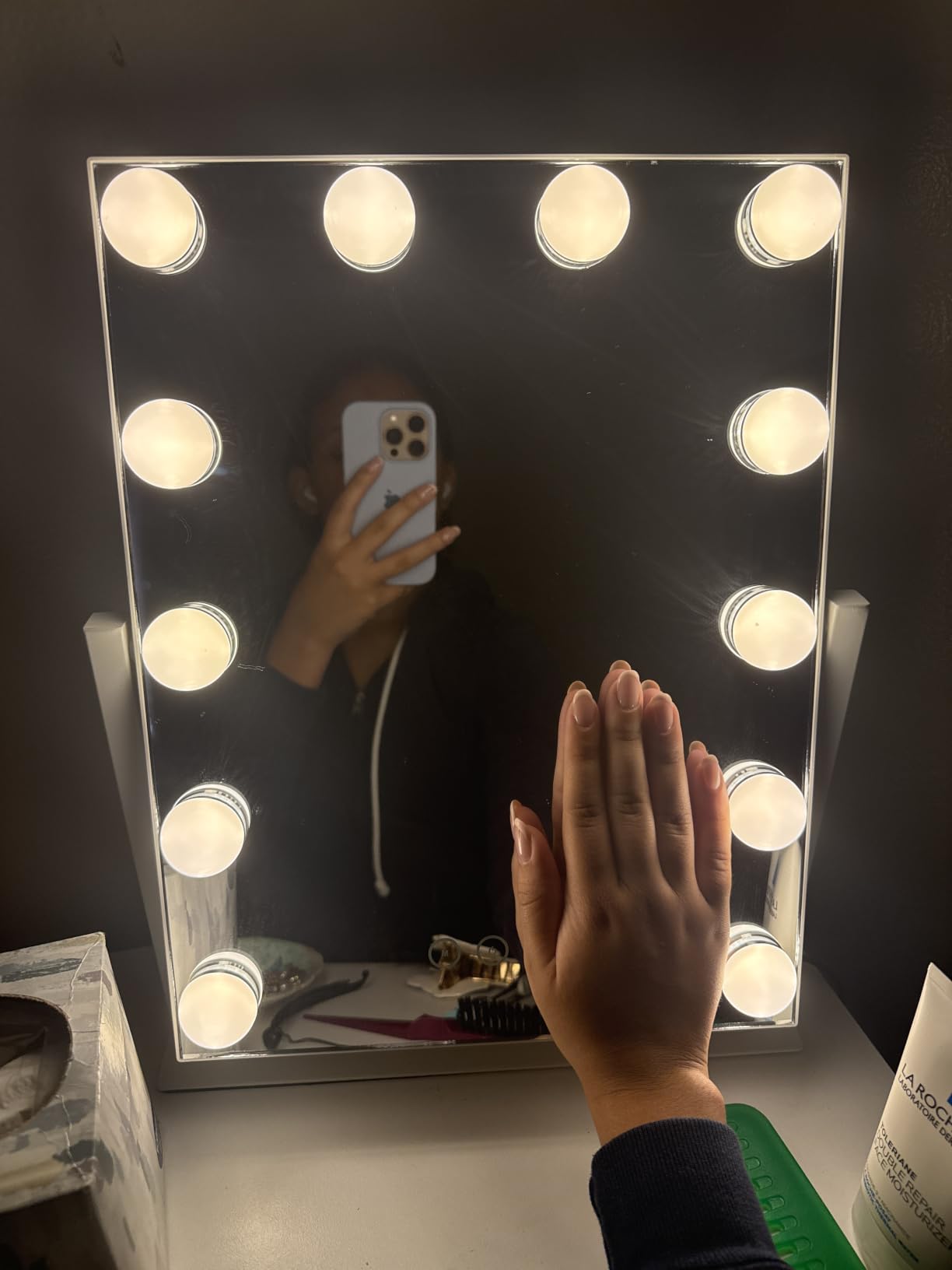 Vanity Mirror with Lights, Makeup Mirror with Lights,3 Color Lighting Modes Detachable 10X Magnification Mirror Touch Control,360°Rotation, White. customer photo 2