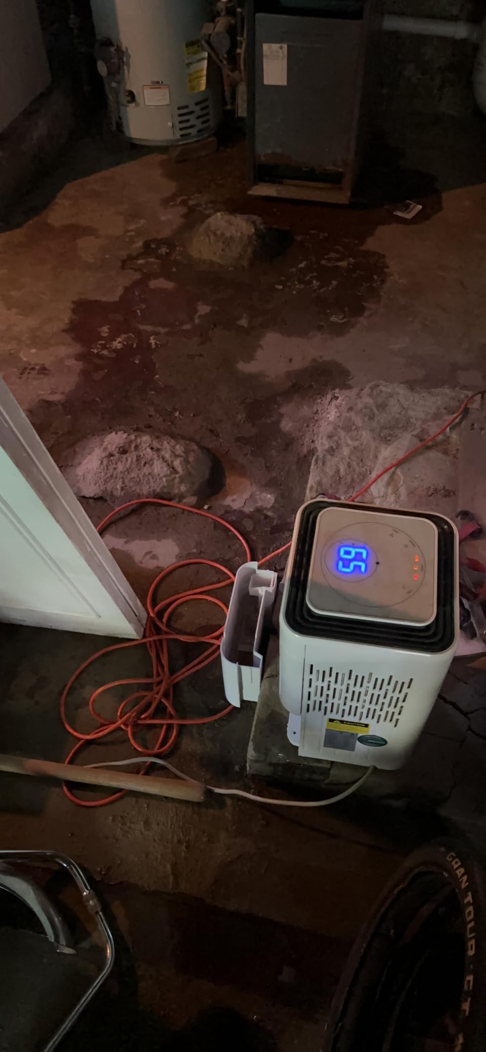 LUKO 2000 Sq. Ft Dehumidifiers for Large Room and Basements, 30 Pints Dehumidifier with Drain Hose, Auto or Manual Drainage, 0.528 Gallon Water Tank, Auto Defrost, Dry Clothes Function, 24H Timer customer photo 2