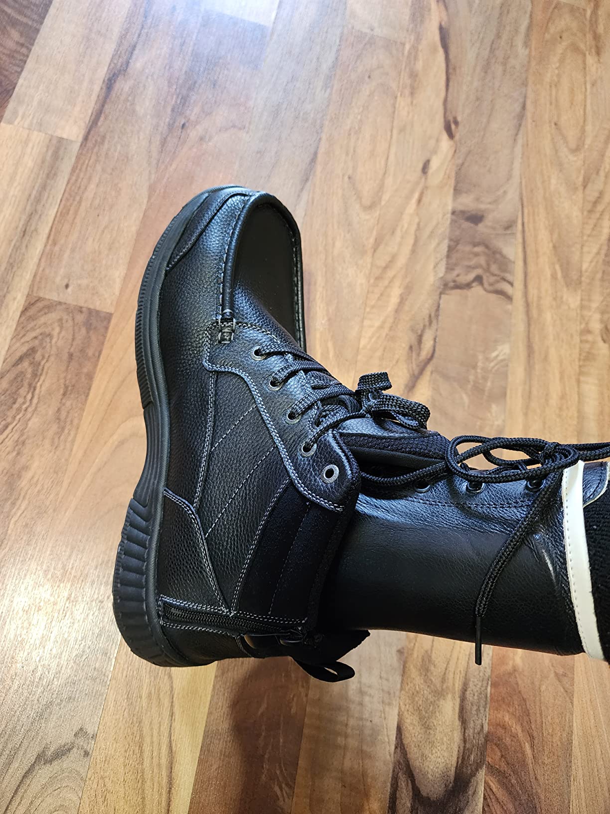 Orthofeet Ryder Orthopedic Men Leather Slip on Boots customer photo 2