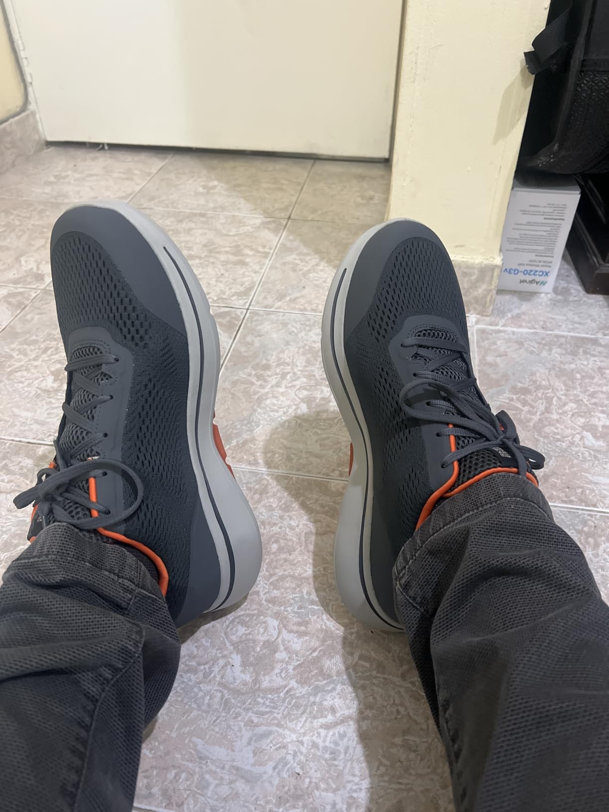 Skechers Men's Go Walk Arch Fit Mesh Lace-Up customer photo 1