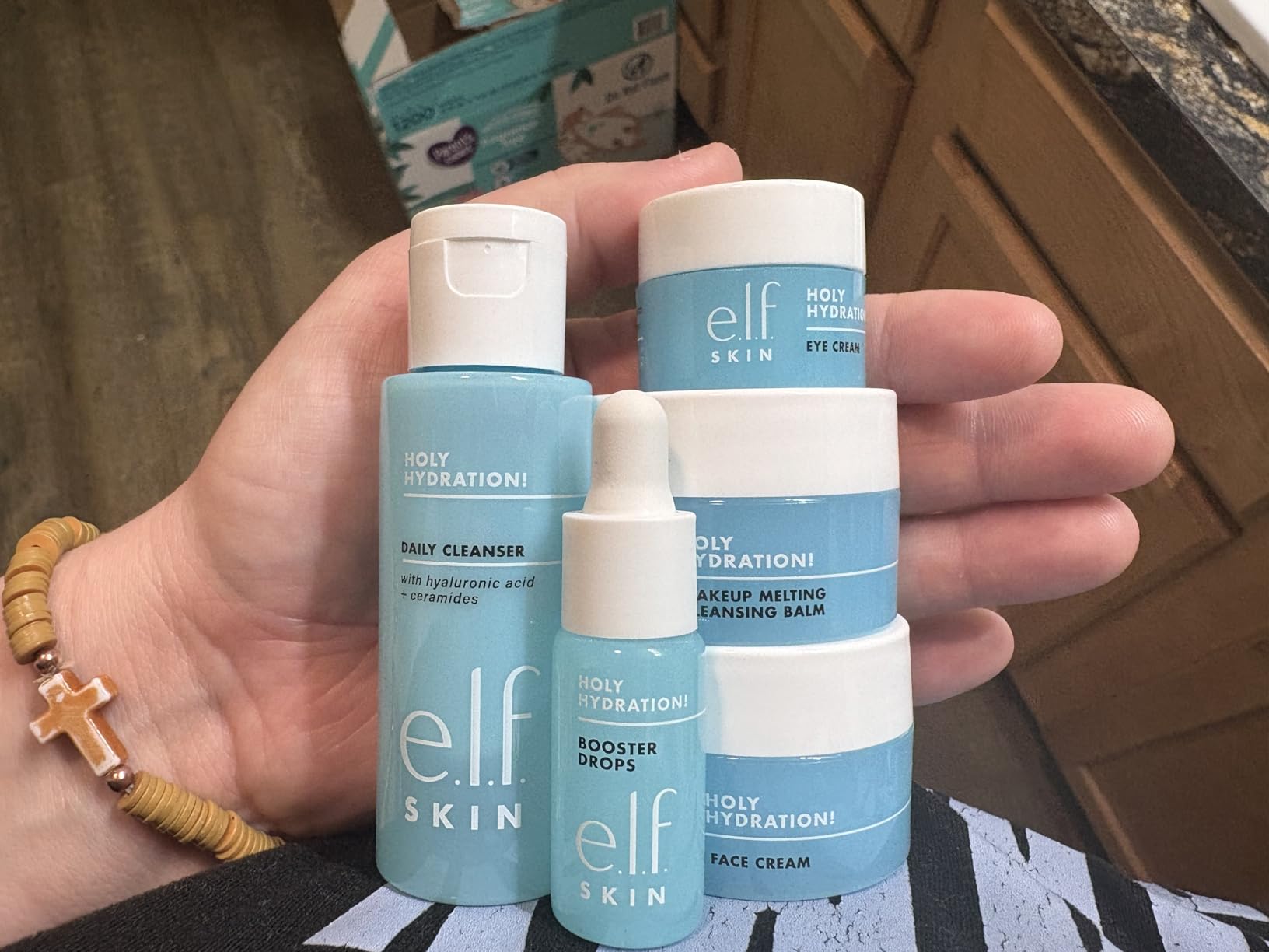 e.l.f. SKIN Holy Hydration! Hydrated Ever After Skincare Mini Kit, Travel customer photo 2