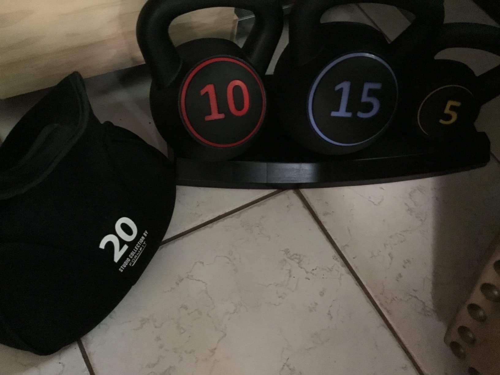 ZENY 3-Piece Kettlebell Set with Storage Rack Heavy Duty Concrete customer photo 1
