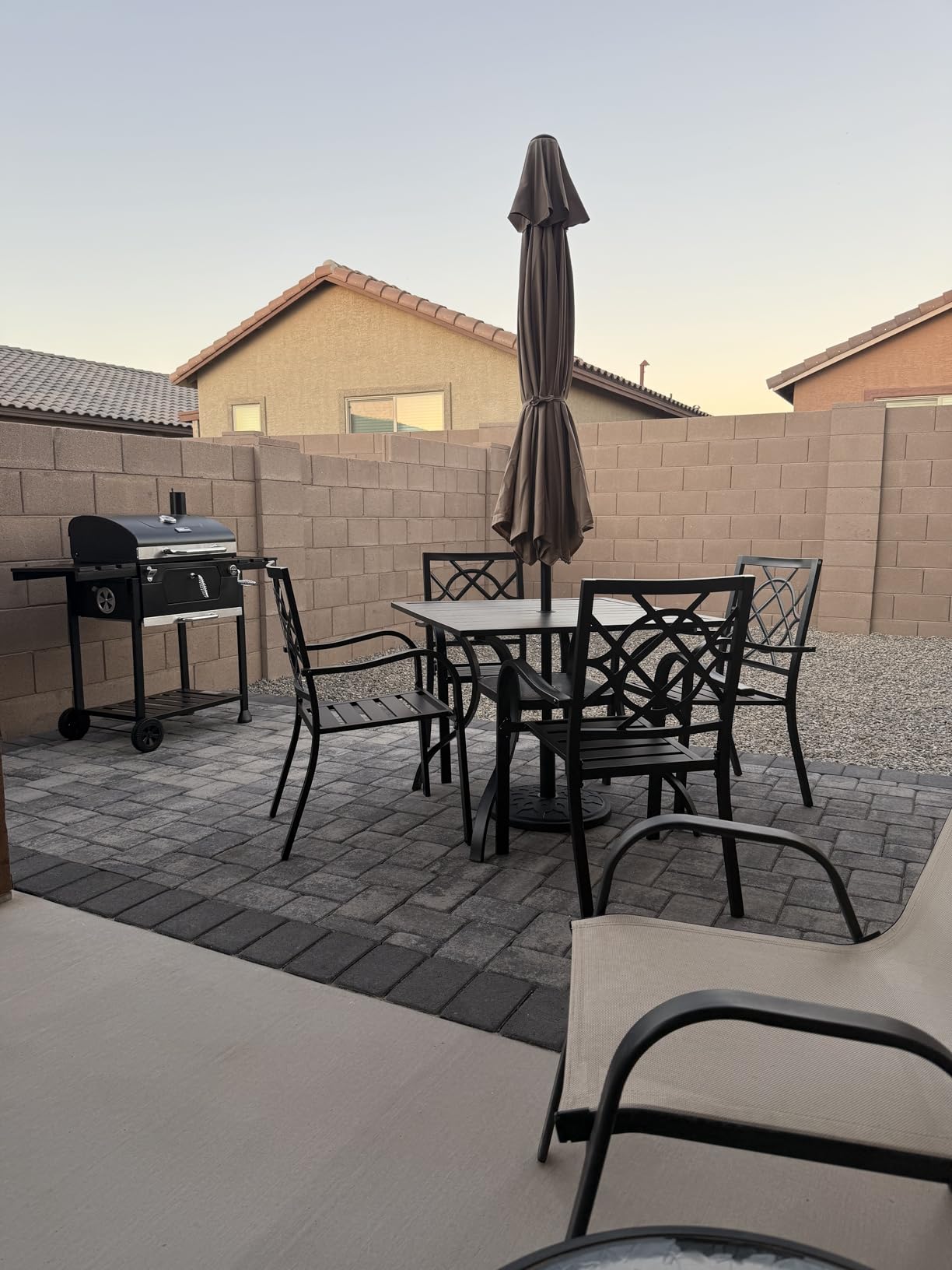 SUNCROWN 5-Piece Outdoor Wrought Iron Chairs and Table Patio Dining Furniture Set - 4 Stackable Metal Chairs, 1 Steel Slat Bistro Table for Garden Backyard Deck customer photo 1