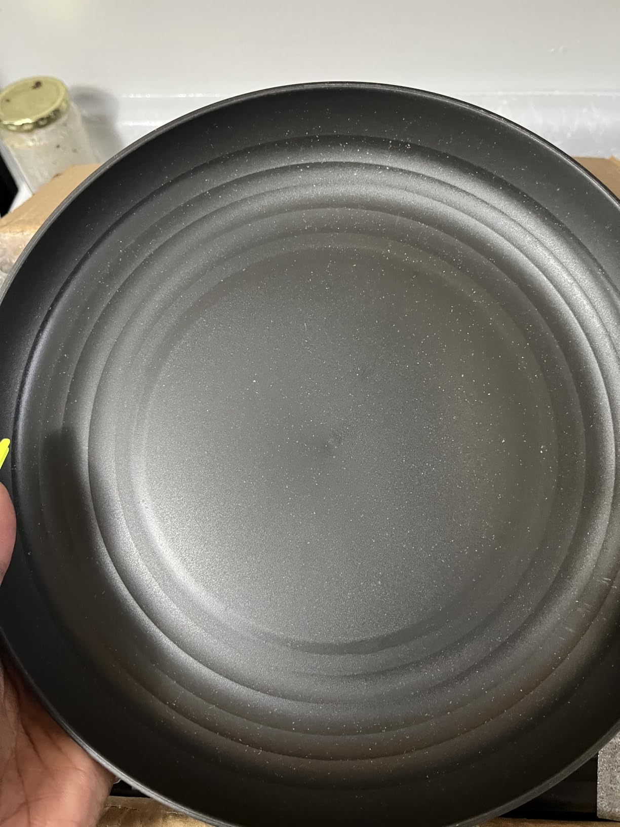 Teivio 32-Piece Plates and Bowls Sets for 8, Black Kitchen Dinnerware Sets customer photo 2