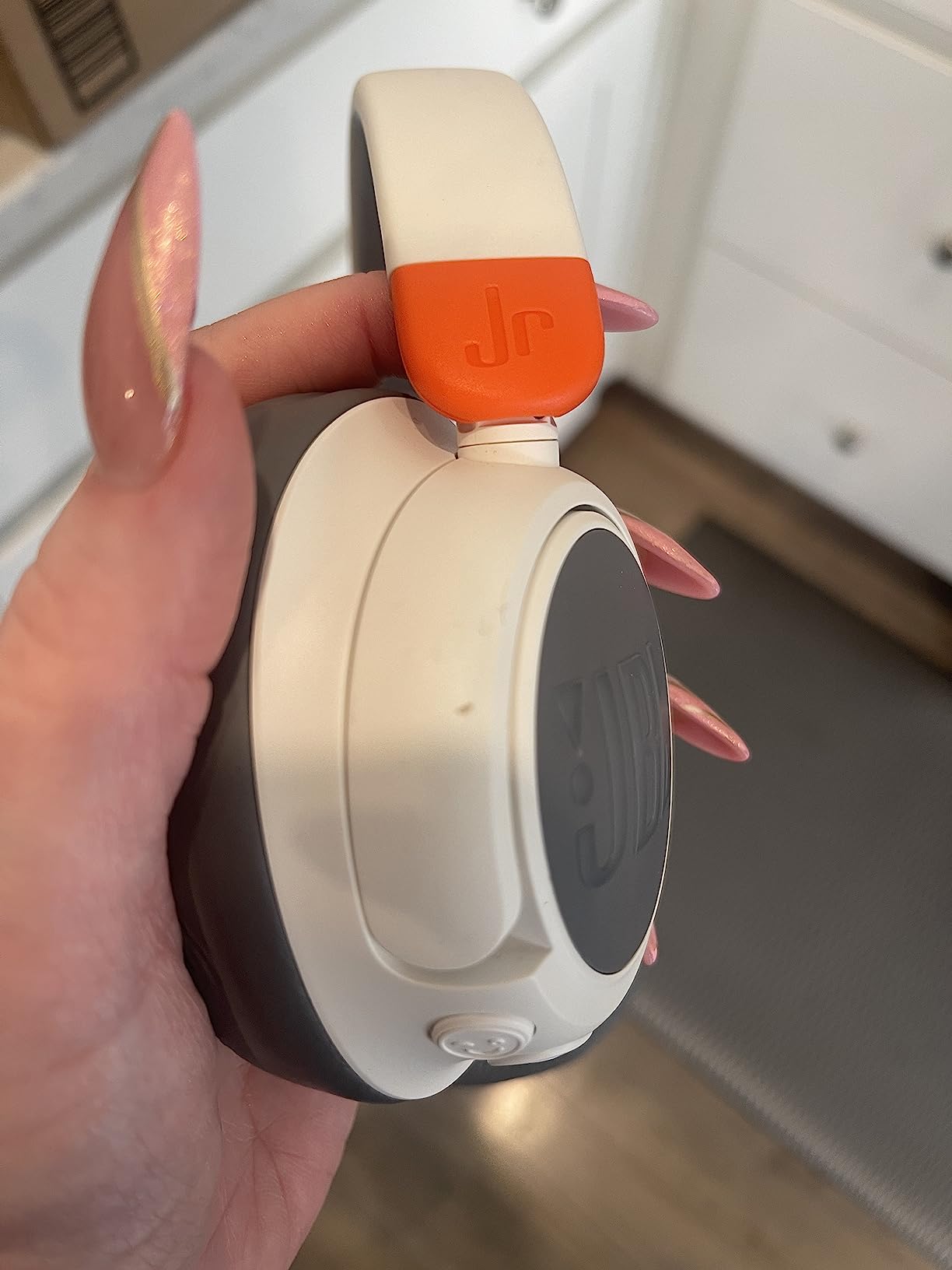 JBL JR 460NC - Cancelling Kids Headphones - White customer photo 2