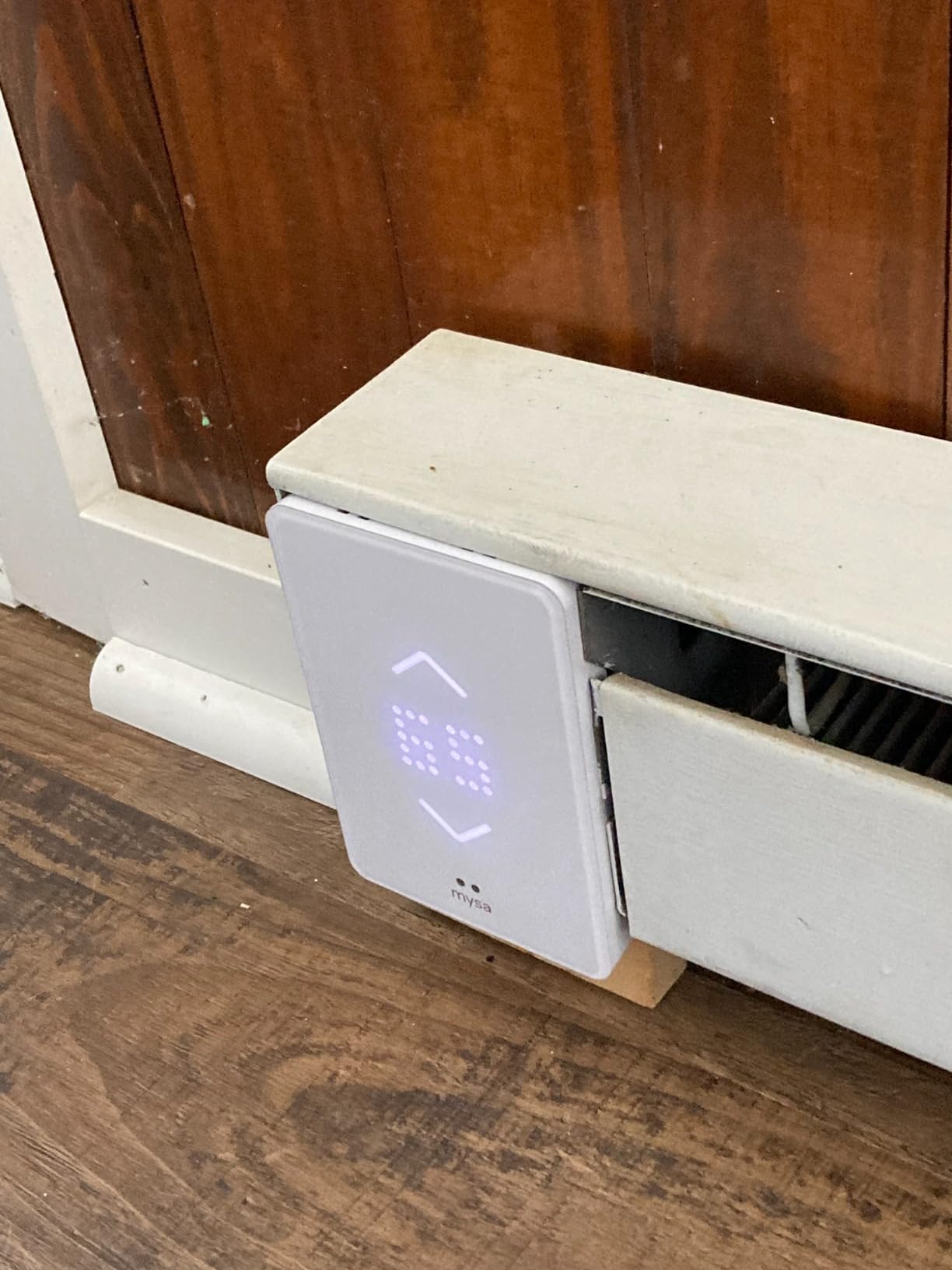 Mysa Smart Thermostat V2 for Electric Baseboard Heaters | Save Up to 26% on Heating Costs | Humidity Sensor + Premium Touchscreen | WiFi Programmable | Scheduling | HomeKit, Alexa, Google | 120V-240V customer photo 2