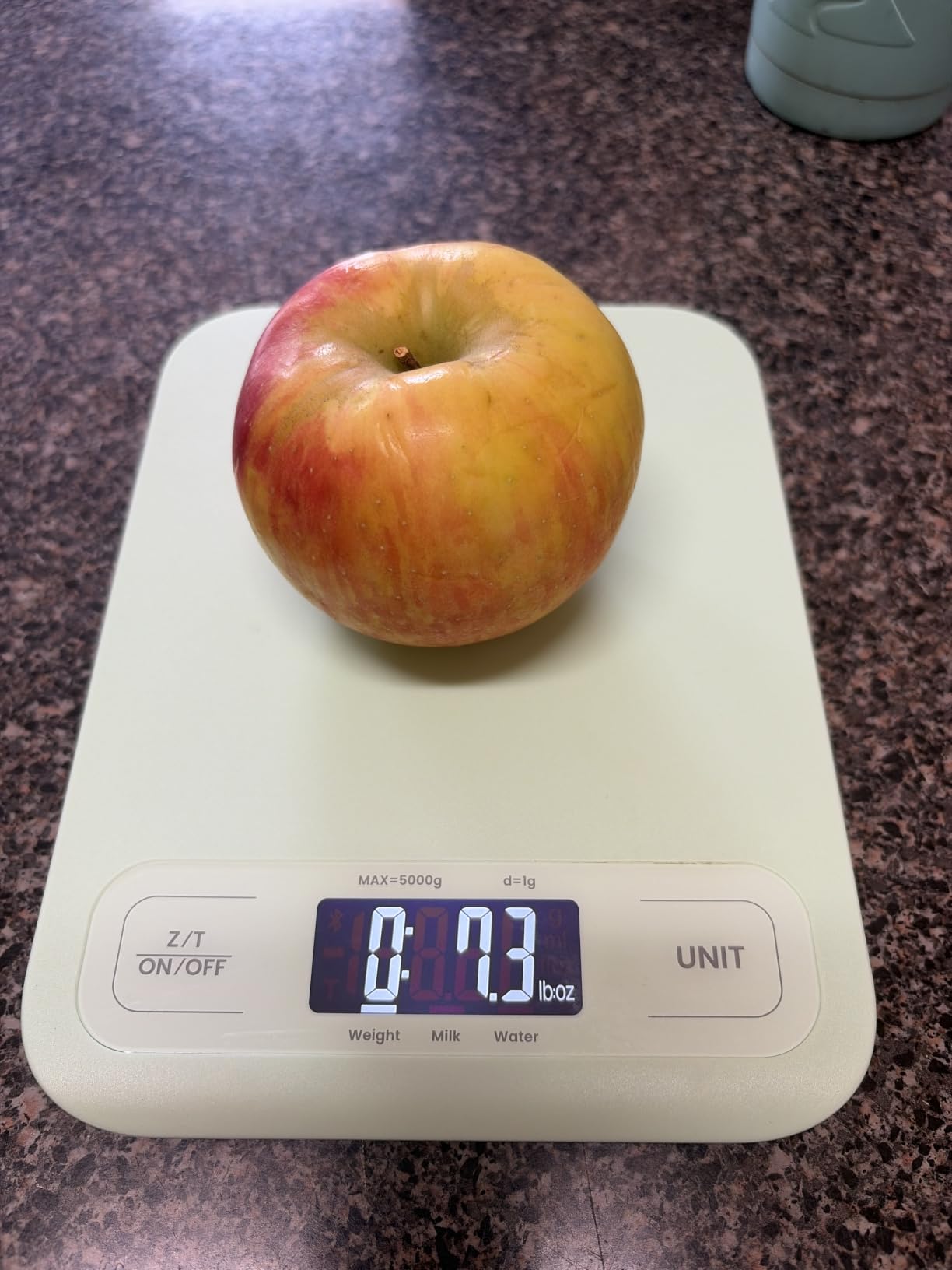 Etekcity 22lb Food Kitchen Scale, USB Rechargeable, IPX6 Waterproof customer photo 1