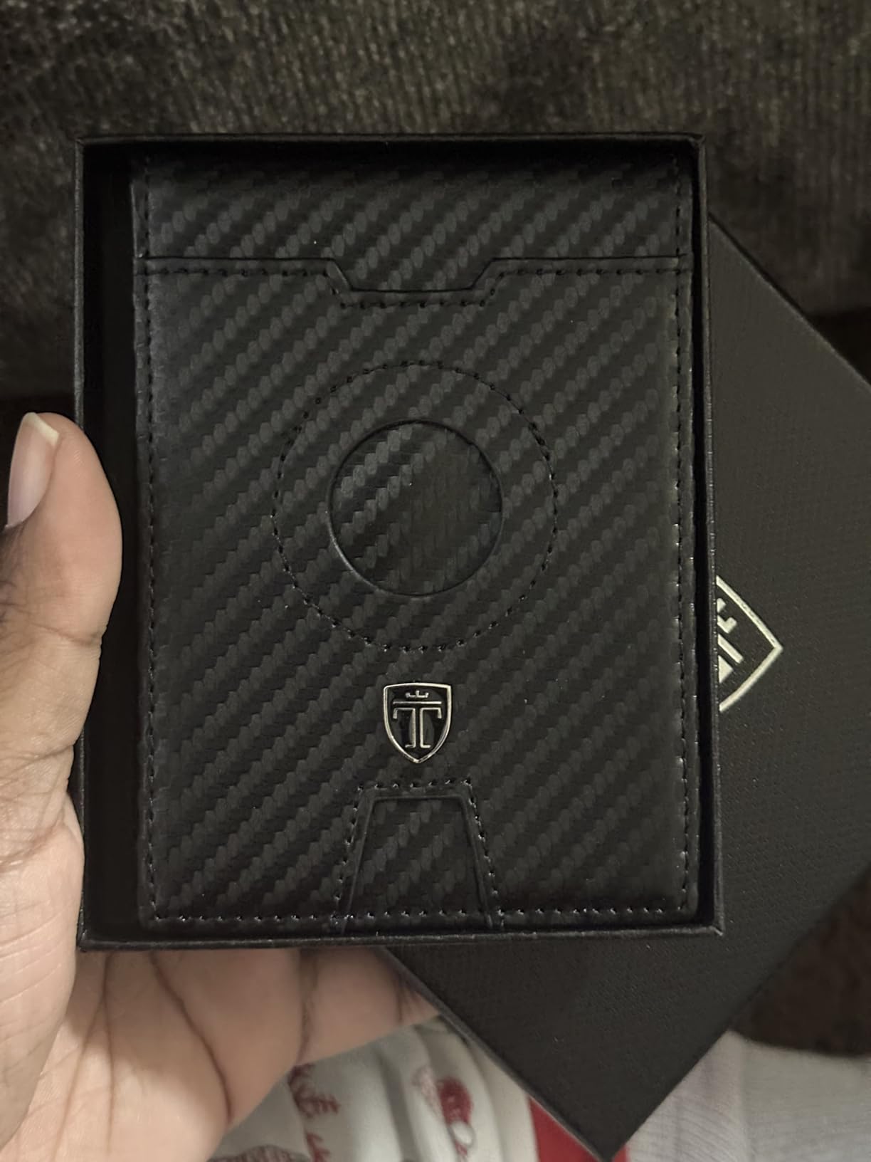 TRAVANDO Money Clip Wallet with AirTag Pocket - RFID Protected Wallet for Men for 11 Cards - including Gift Box customer photo 2