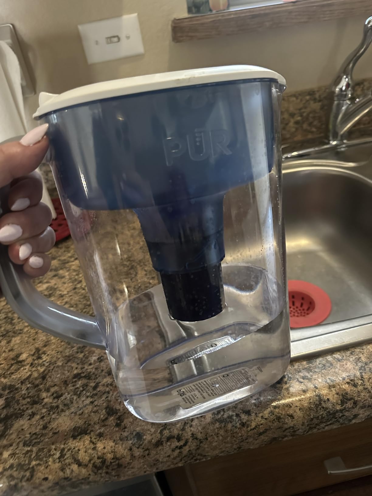 PUR 7-Cup Water Filter Pitcher, Includes 1 Genuine PUR Filter, White customer photo 2