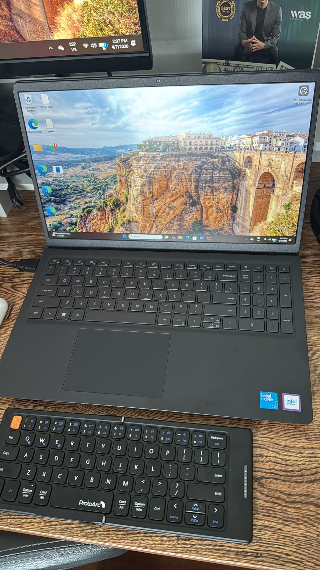 Dell 15.6 Laptop, FHD, Intel Core 3 100U, 8 GB RAM, Windows 11 Home customer photo 1