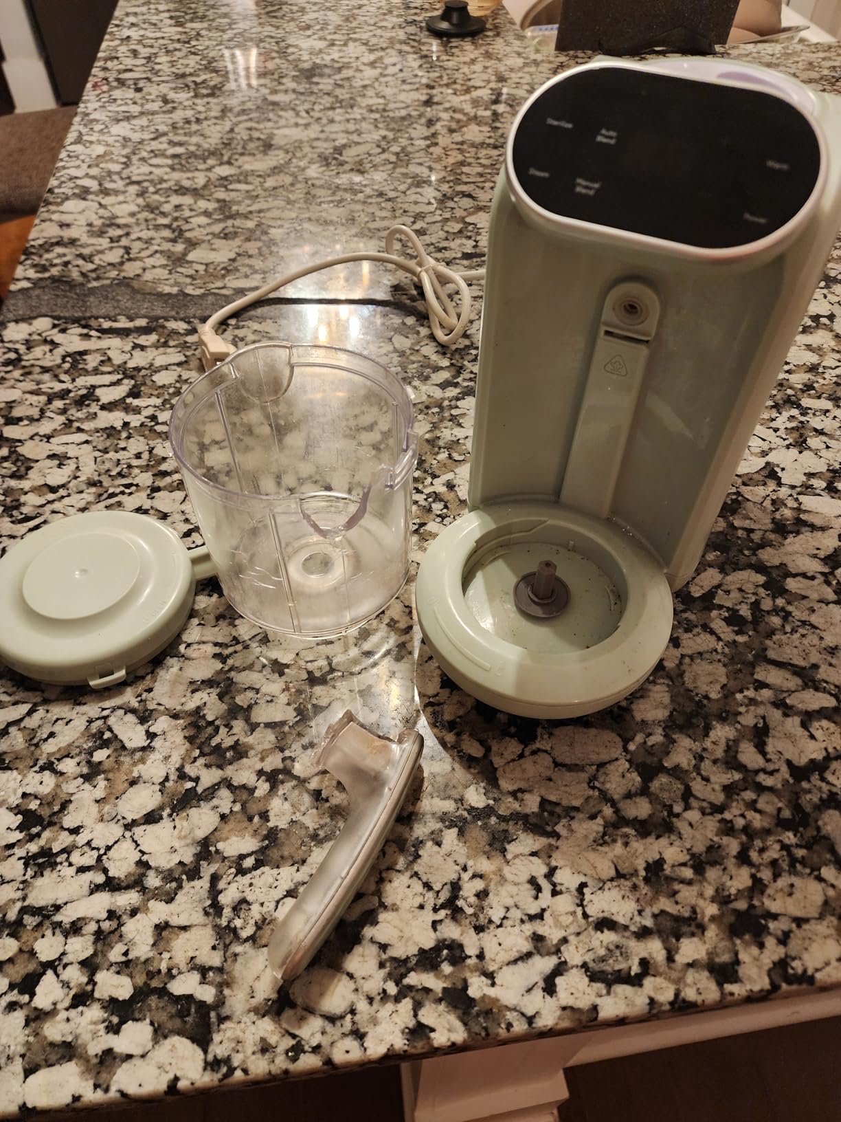 Chefhandy 5-in-1 Baby Food Maker with Stainless Steel Steam Basket, Green | One-step baby food processor with BPA-free food-contact parts, 6 reusable pouches, and recipe guide for homemade baby meals. customer photo 2