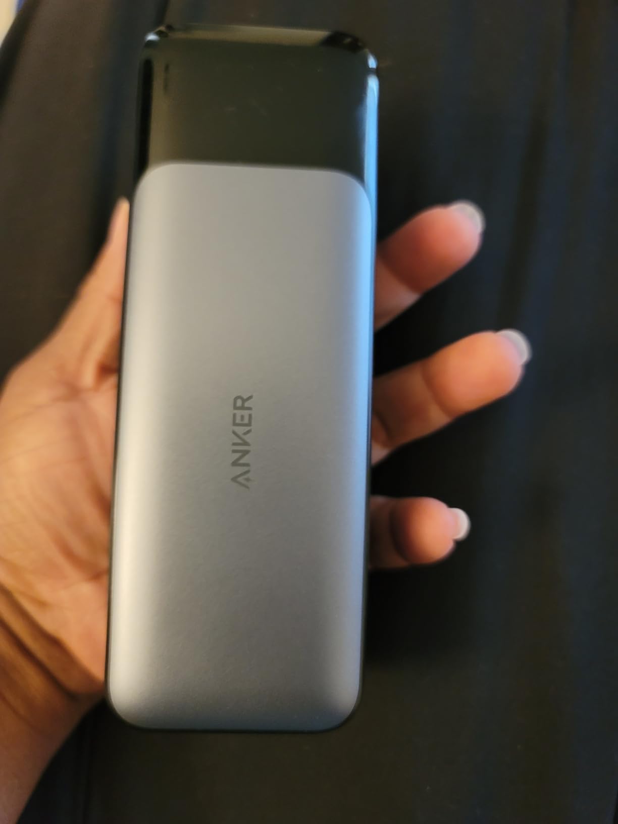 Anker 737 Power Bank, 140W 24,000mAh 3-Port Laptop Charger, Smart Display customer photo 1