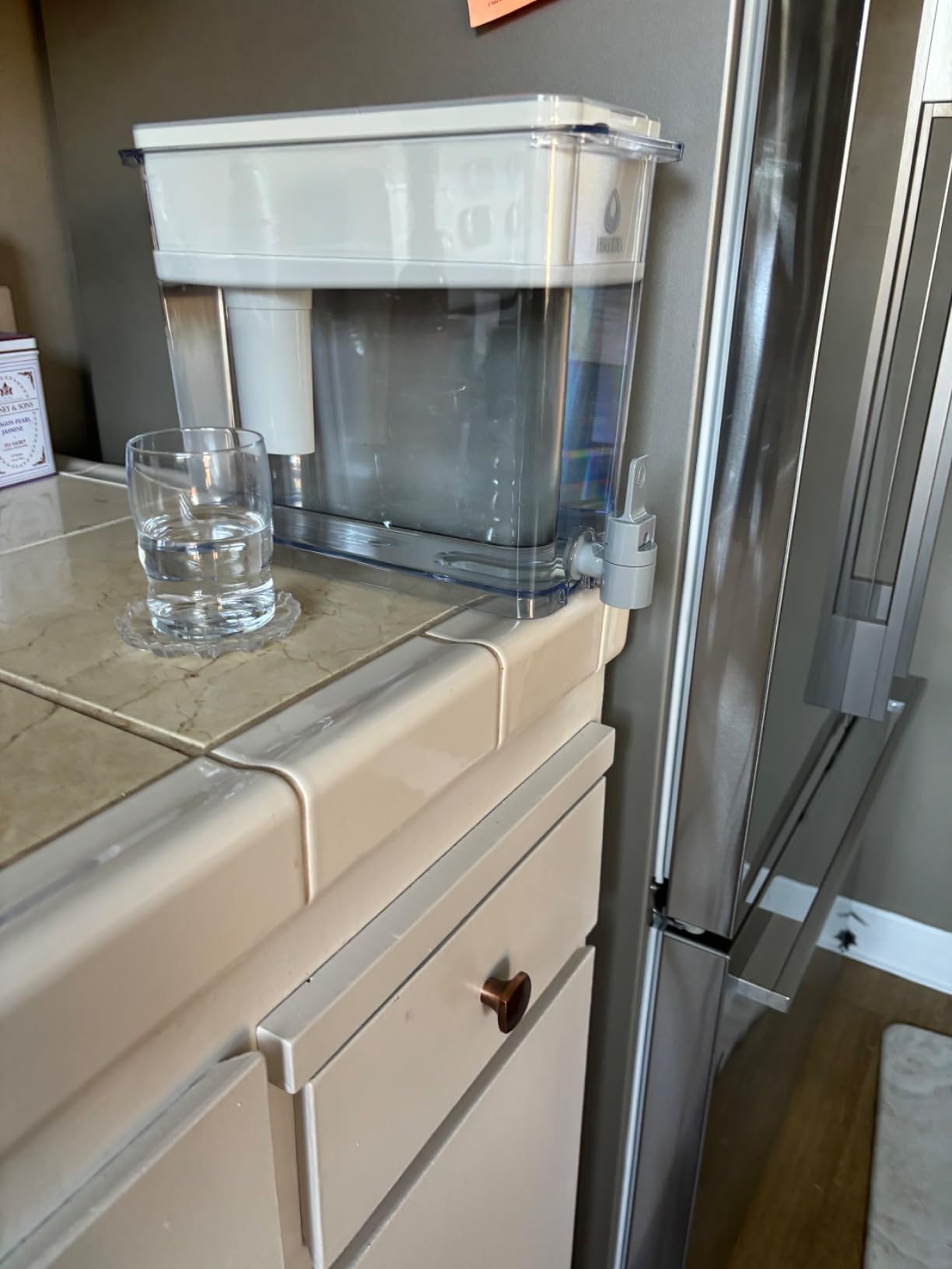 Brita X-Large 27 Cup Water Dispenser, Includes 1 Filter, Gray customer photo 2