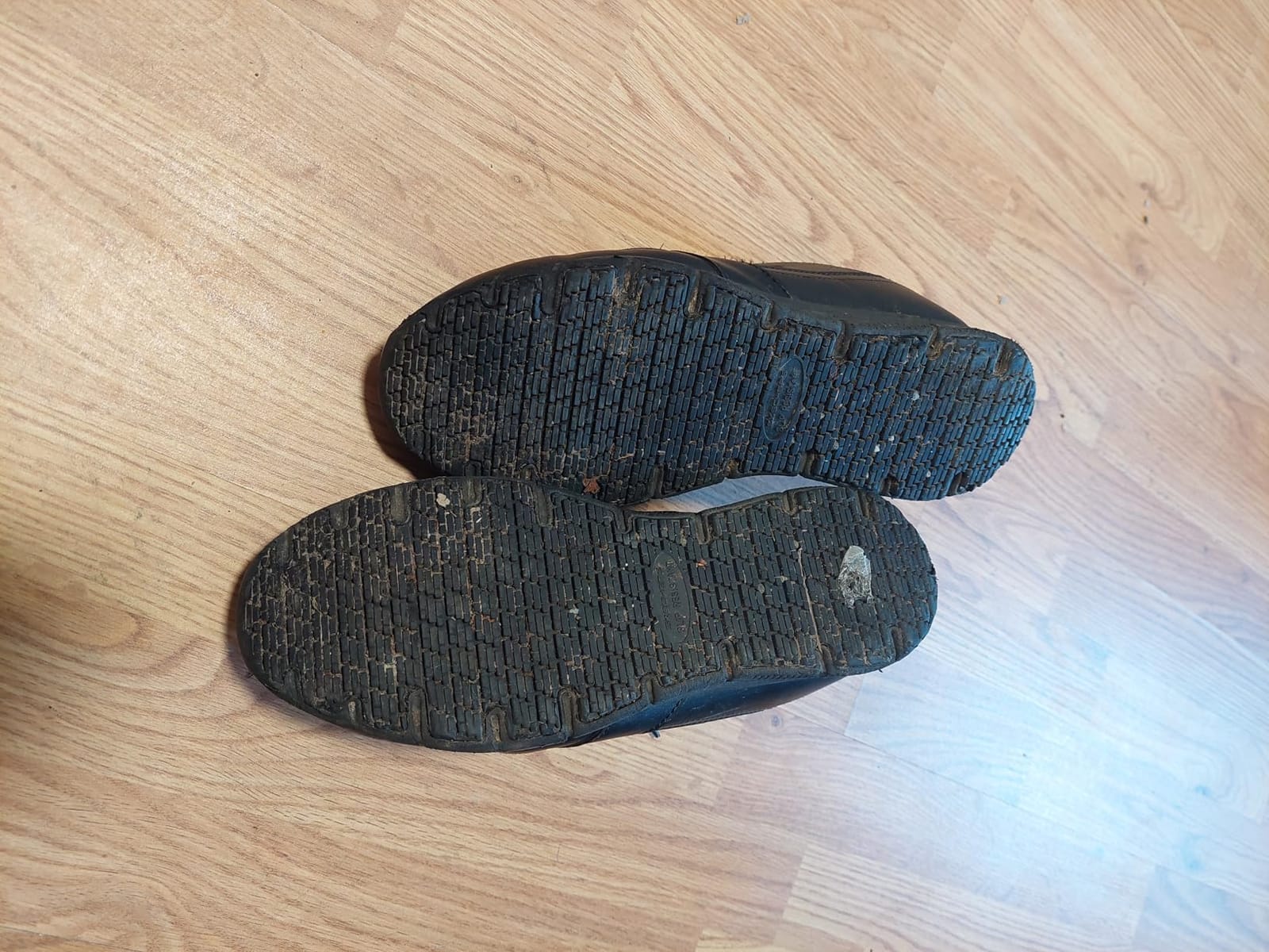 Under Armour Men's Charged Assert 10 Shoes customer photo 2
