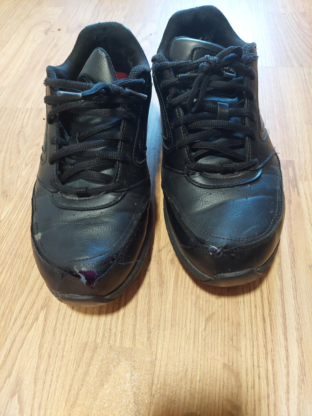 Under Armour Men's Charged Assert 10 Shoes customer photo 1