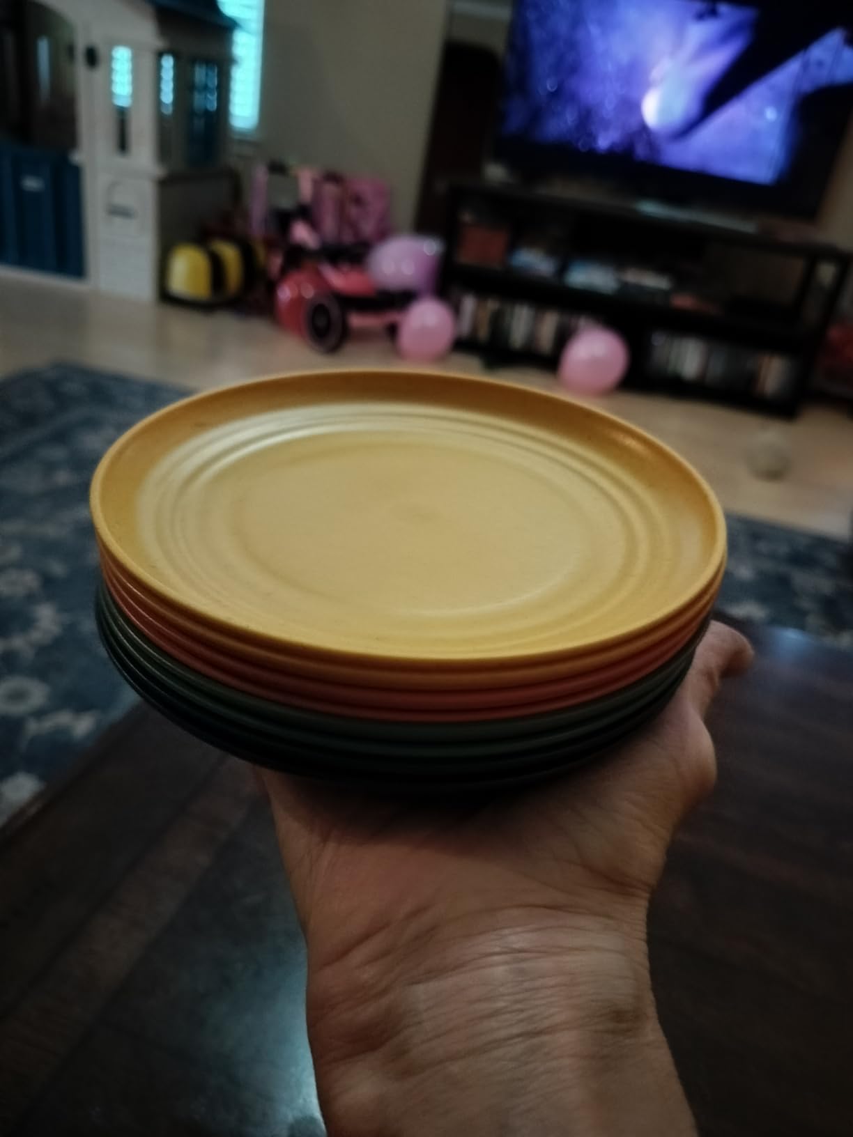 Homienly Deep Dinner Plates Set of 8 Alternative for Plastic Plates Microwave and Dishwasher Safe Wheat Straw Plates for Kitchen Unbreakable Kids Plate Set with 4 Colors (Classic Bright, 9 inch) customer photo 1