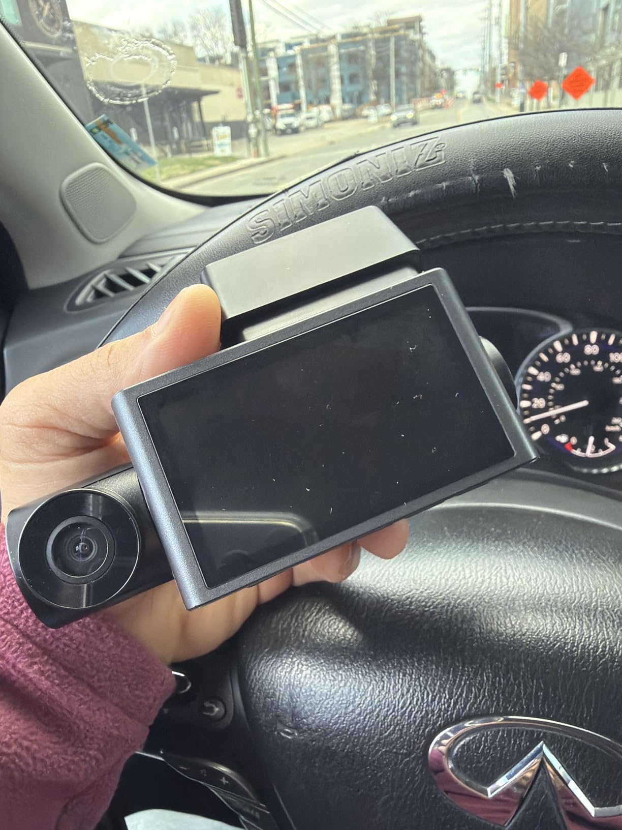 WOLFBOX i07 3 Channel Dash Cam Built-in WiFi GPS,1440P+1080P+1080P Dashcam customer photo 2