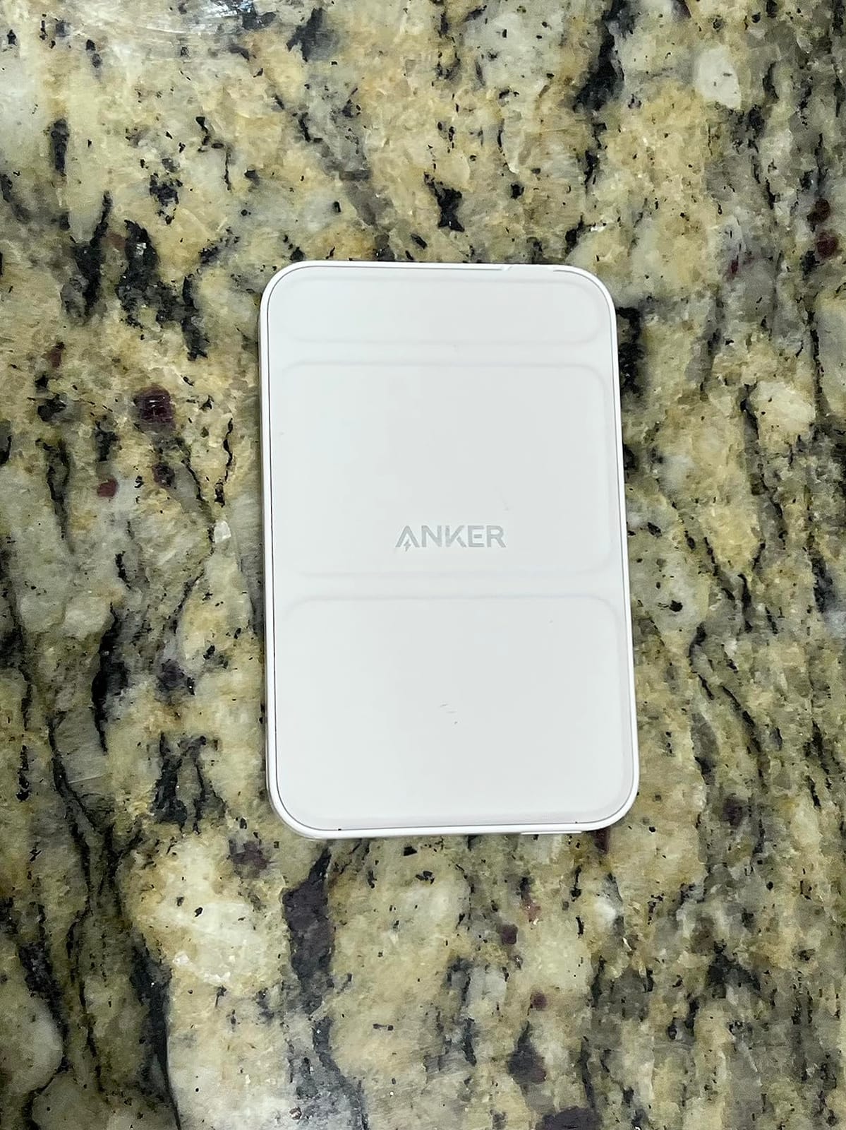 Anker 622 Magnetic Power Bank, 5,000mAh Foldable Wireless Portable Charger customer photo 2