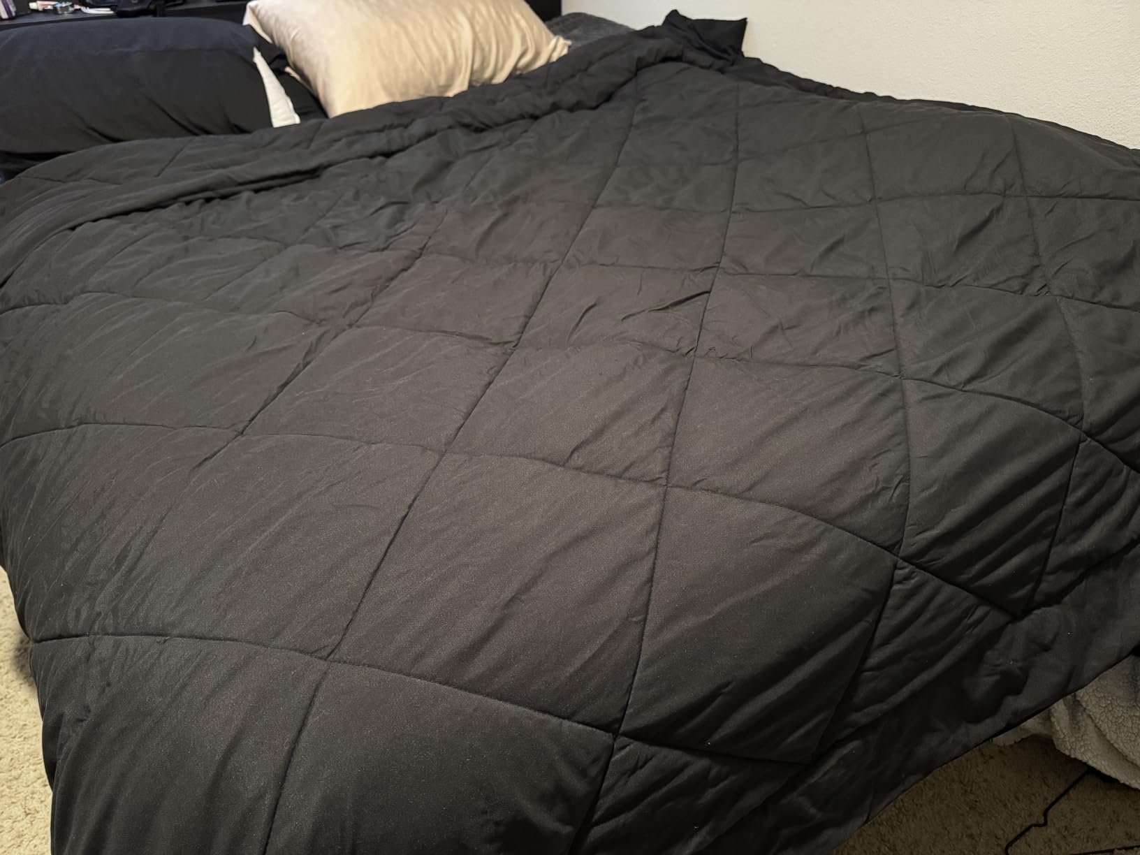 Love's cabin Queen Comforter Set Black, 7 Pieces Queen Bed in a Bag, All Season Bedding Sets with 1 Comforter, 1 Flat Sheet, 1 Fitted Sheet, 2 Pillowcase and 2 Pillow Sham customer photo 1
