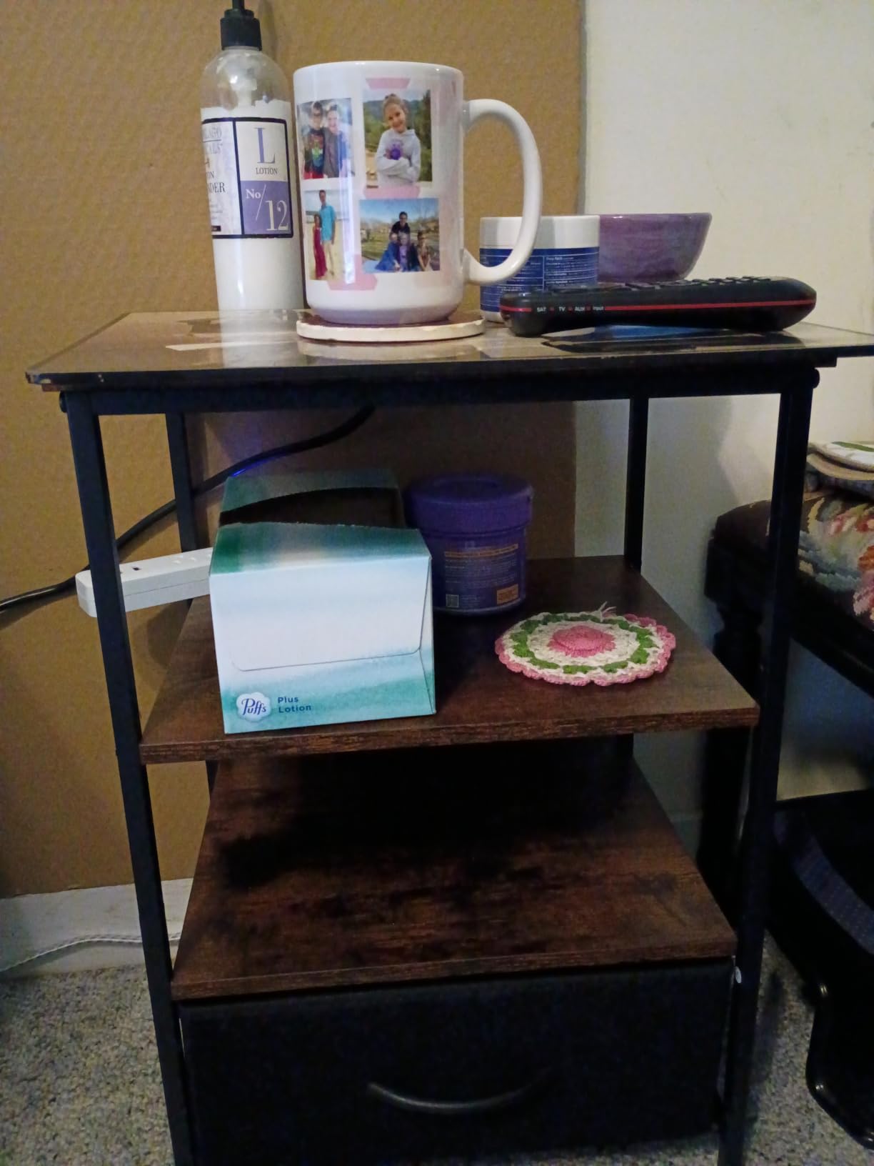 SUPERJARE Nightstand with Charging Station, USB-C Port, Bedside Table customer photo 2