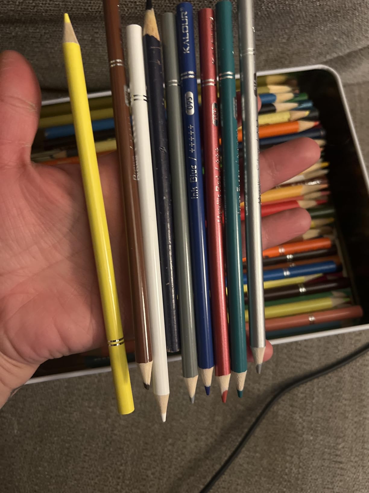 KALOUR 72 Count Colored Pencils for Adult Coloring Books, Soft Core,Ideal for Drawing Blending Shading,Color Pencils Set Gift for Adults Kids Beginners customer photo 1