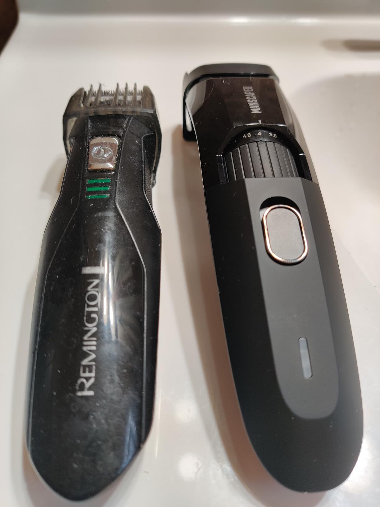 MANSCAPED® The Beard Hedger® Men's Premium Beard Trimmer customer photo 2
