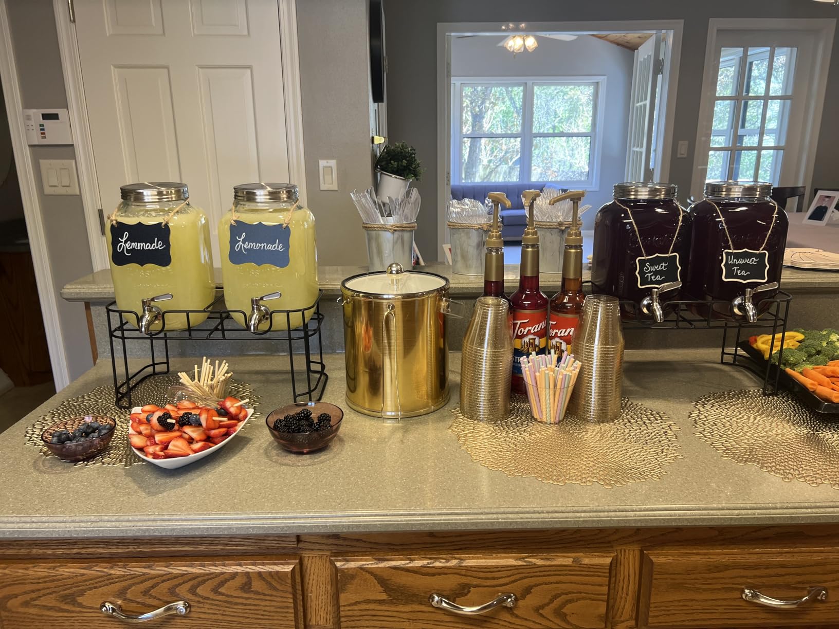 1 Gallon Glass Drink Dispensers For Parties 2PACK.Beverage Dispenser,Glass Drink Dispenser With Stand And Stainless Steel Spigot 100% Leakproof.Lemonade Dispenser With Ice Cylinder.Laundry Detergent customer photo 2